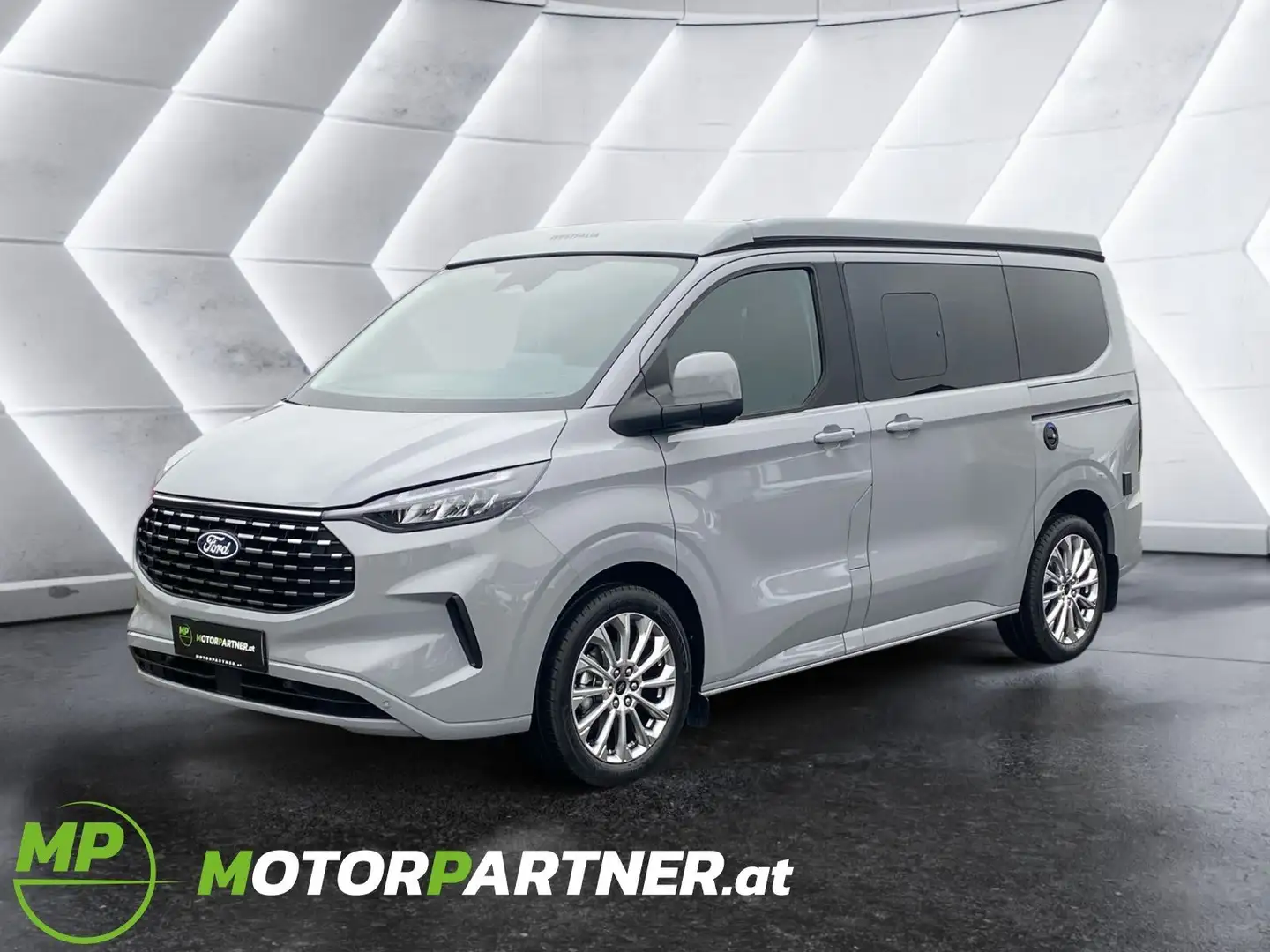 Ford Tourneo Custom NUGGET Camper L1 **Titanium** Grijs - 1