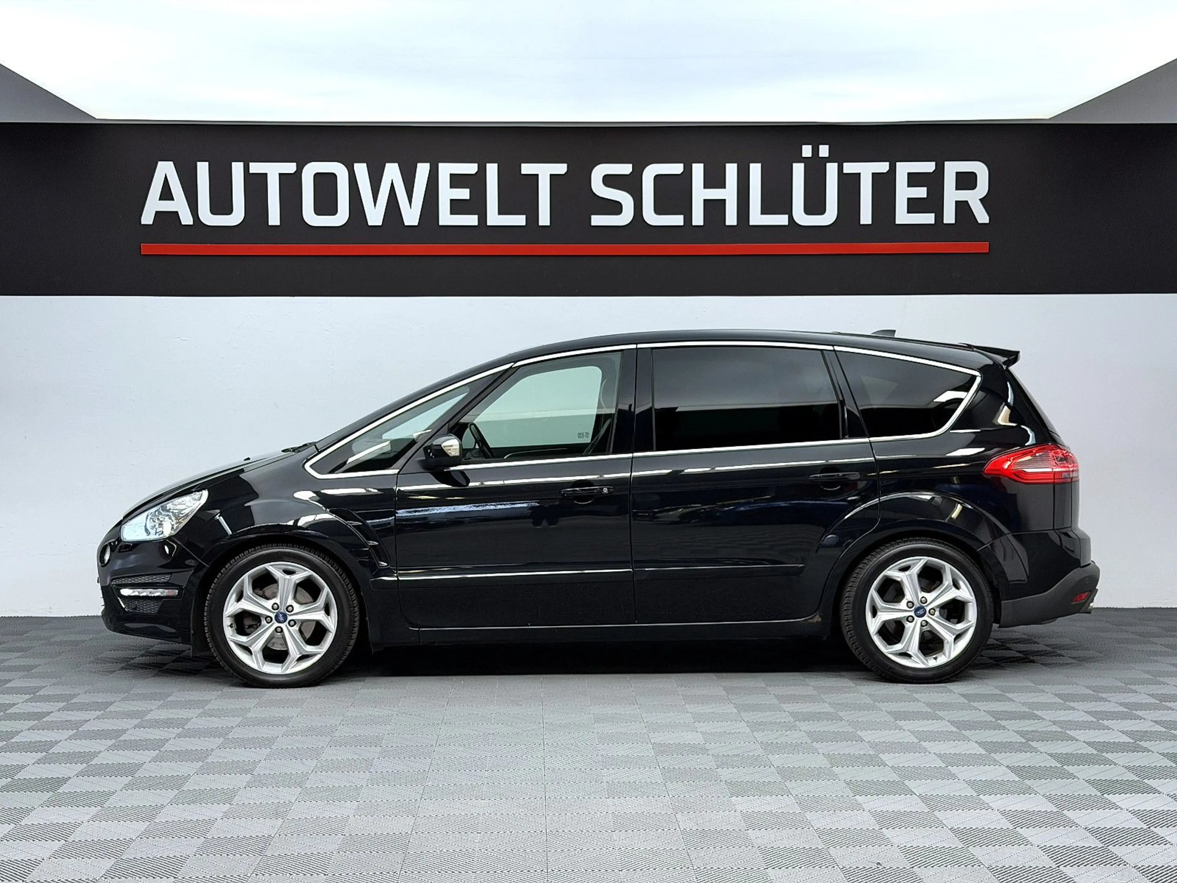 Ford S-Max Titanium *AHK*SHZ*Panorama* — photo 2
