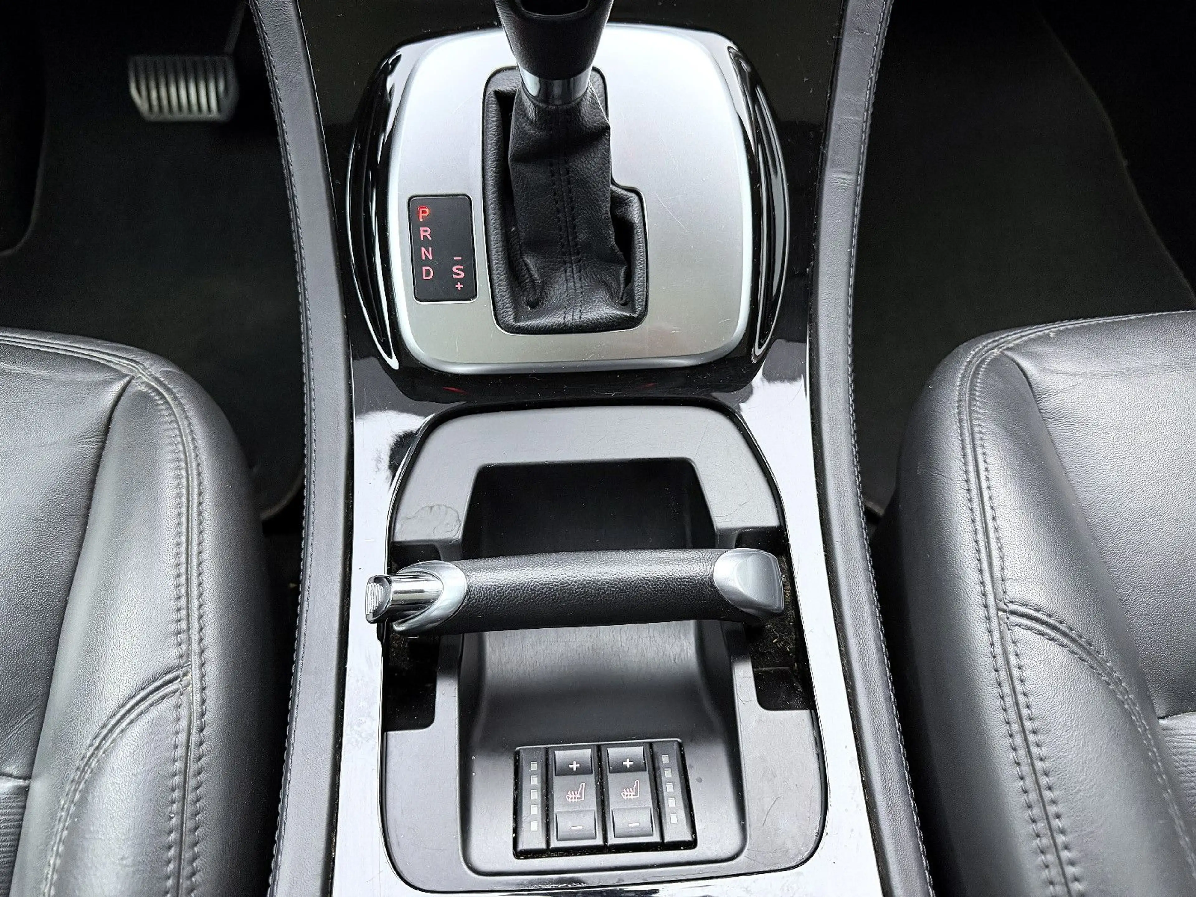 Ford S-Max Titanium *AHK*SHZ*Panorama* — photo 10