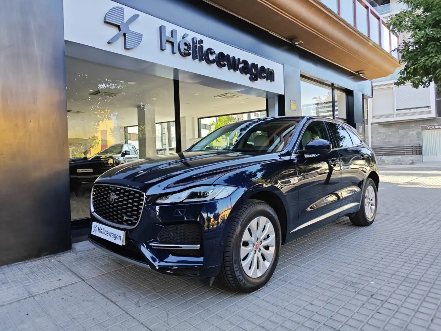 Jaguar F-Pace 2.0D l4 MHEV Standard Aut. AWD 163 - 2