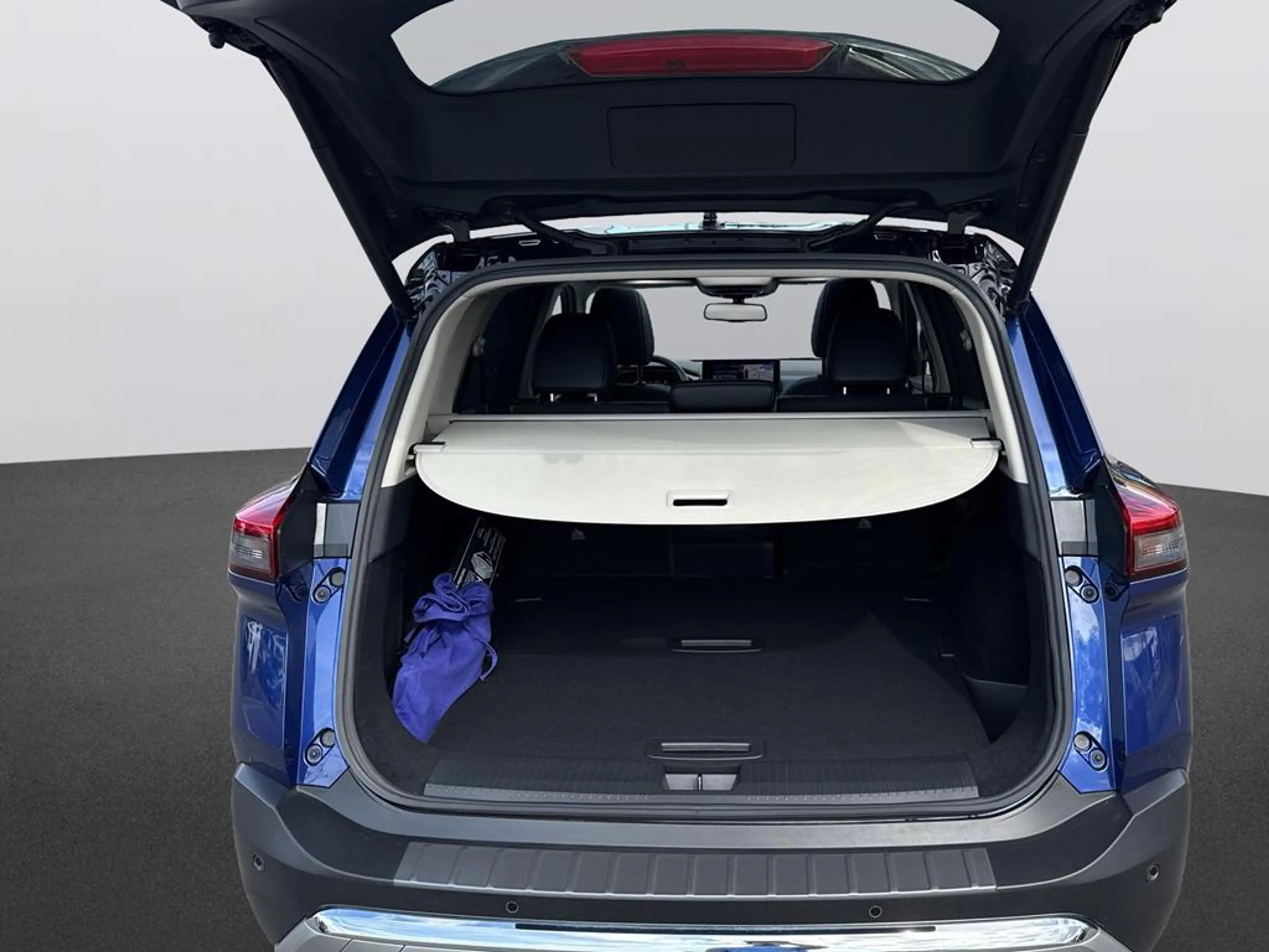Nissan X-Trail (T33) 1,5 VC-T e-Power e-4orce Tekna+ — photo 9
