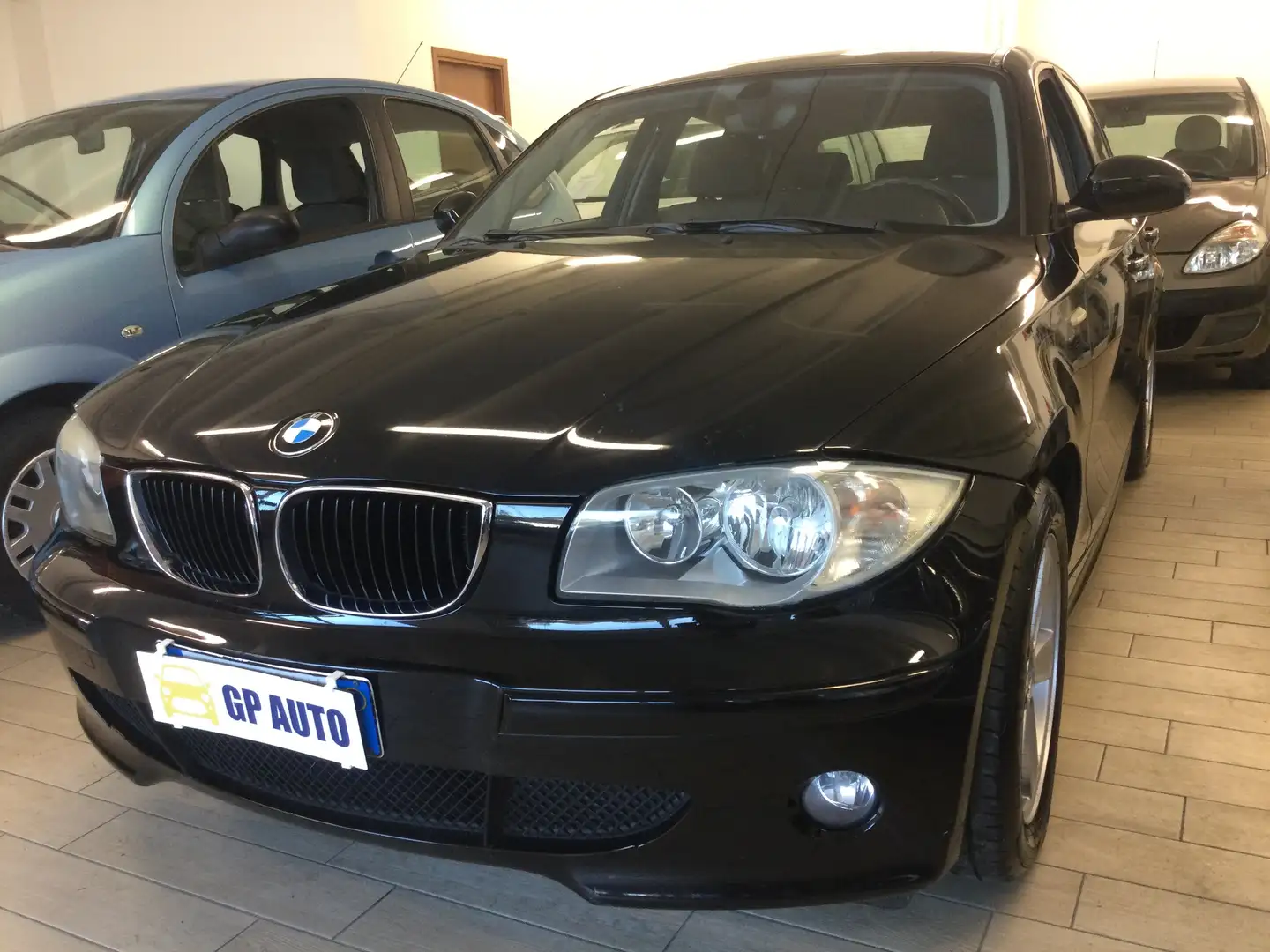 BMW 116 116i Eletta Noir - 1