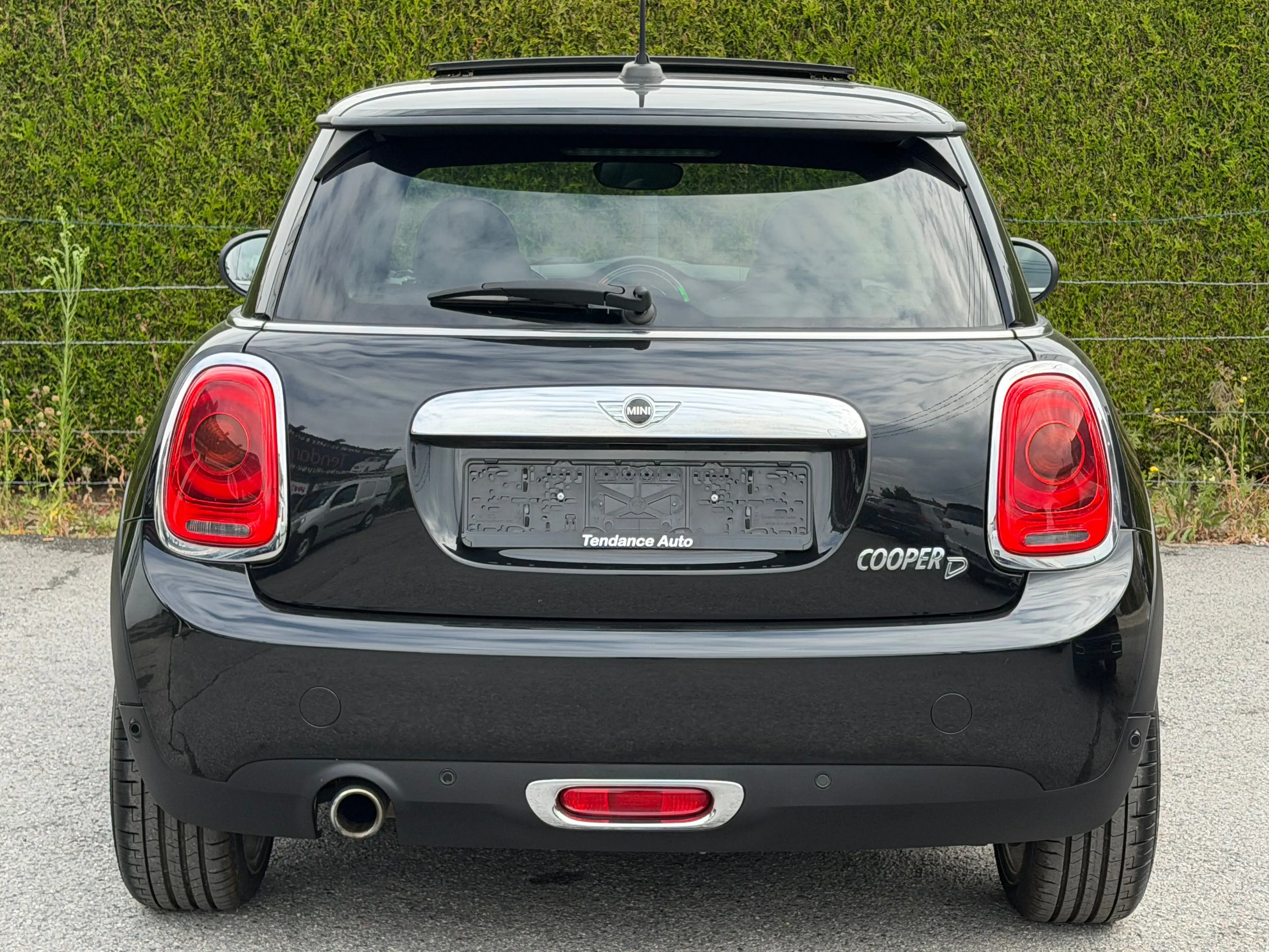 MINI Cooper D Mini 1.5 DA Cooper * Boite Auto * Toit Pano * Xénon LED — photo 6