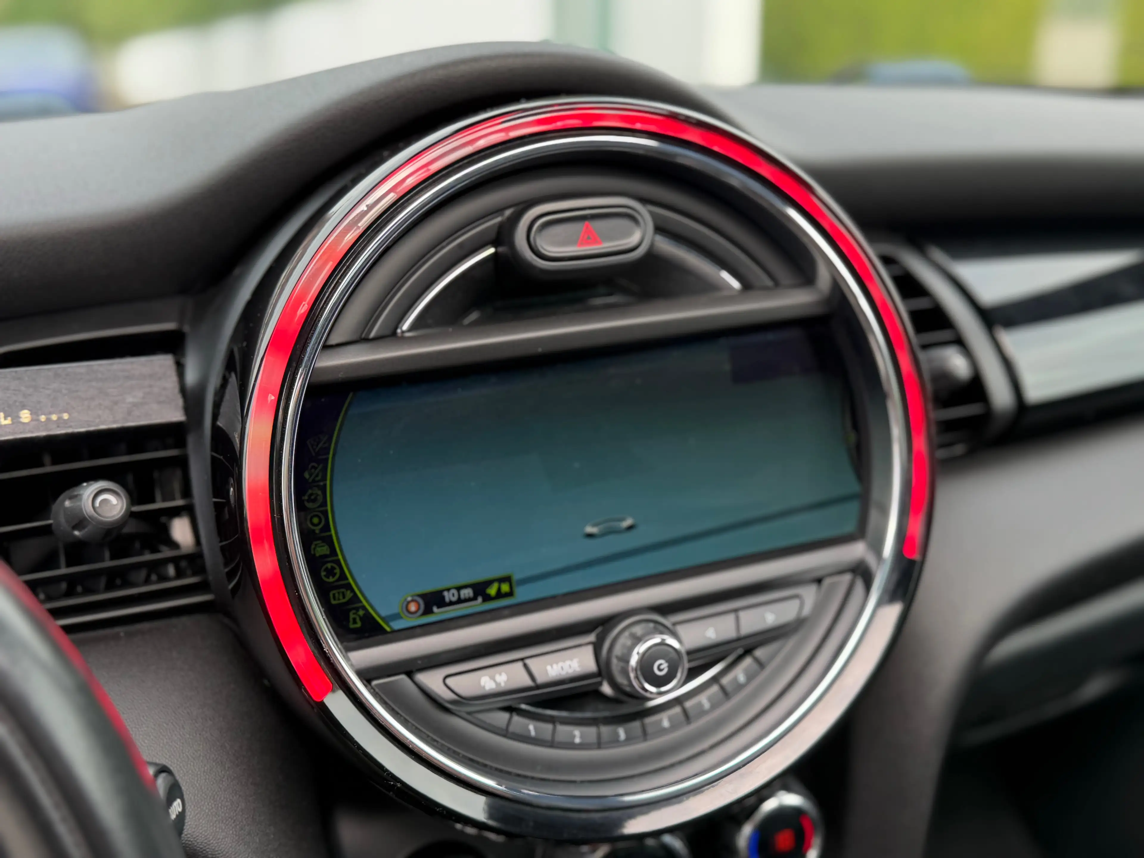 MINI Cooper D Mini 1.5 DA Cooper * Boite Auto * Toit Pano * Xénon LED — photo 12