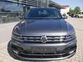 Volkswagen Tiguan Highline 2.0 TDI 4Motion R-line Panorama-Dach Grijs - thumbnail 2