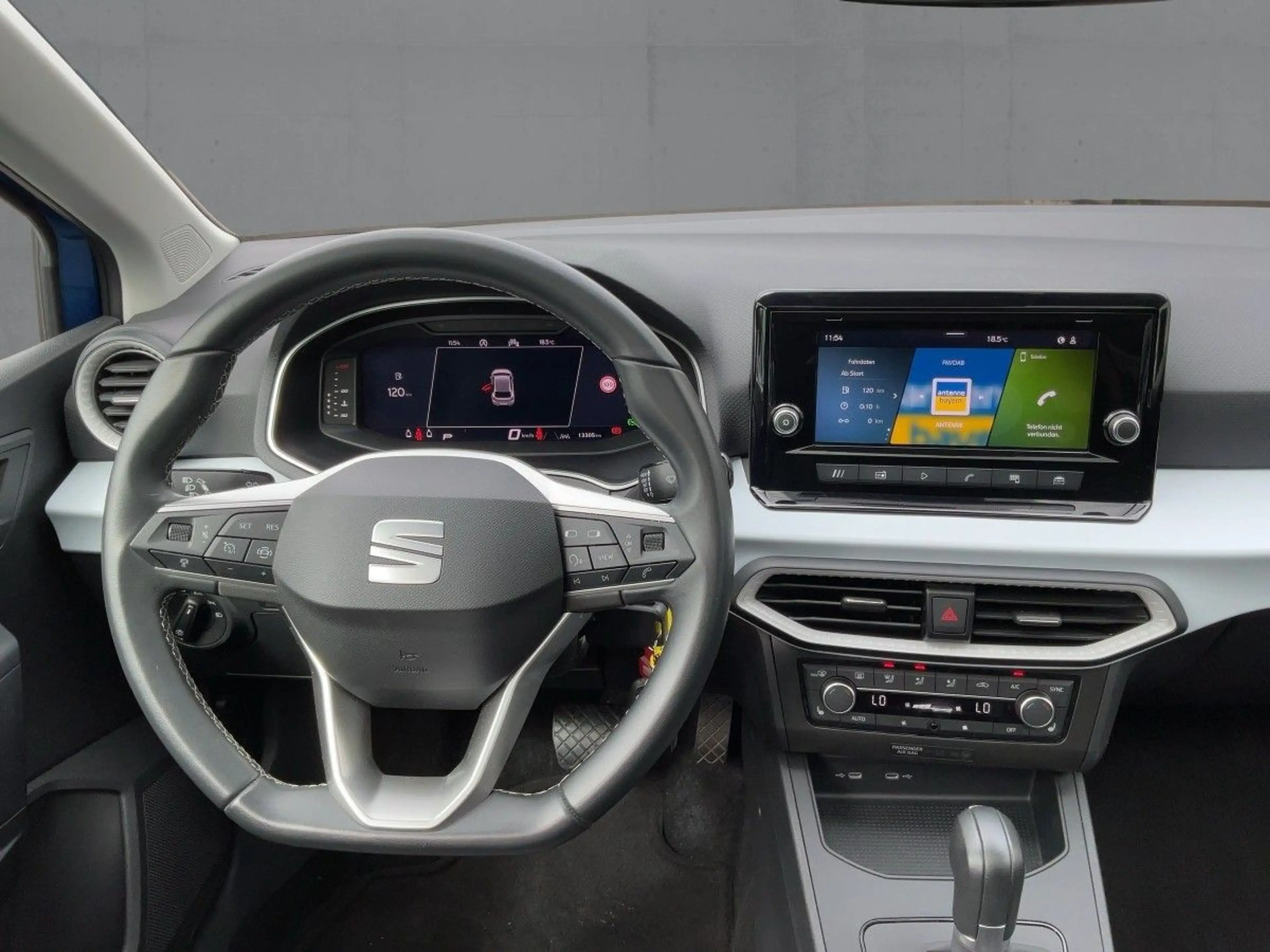 SEAT Ibiza 1.0 TSI DSG STYLE EDITION LED+RFK+ACC+PANO — photo 9