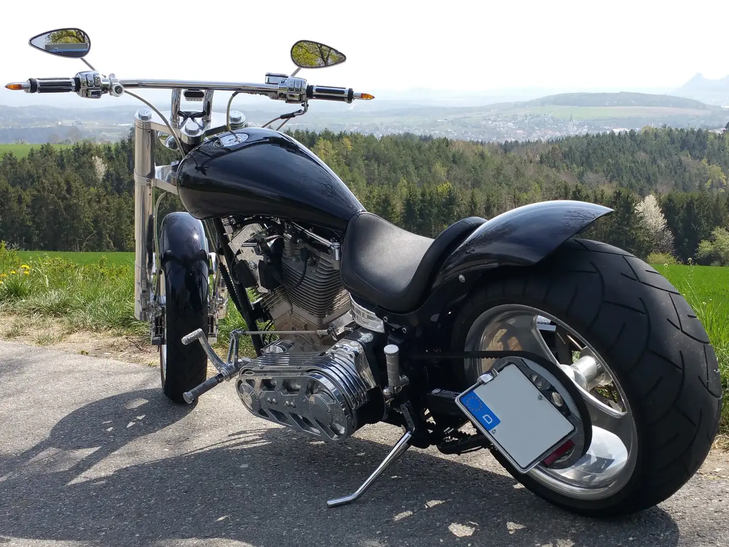 Harley-Davidson Custom Bike MTL Drag Style Big Noir - 2
