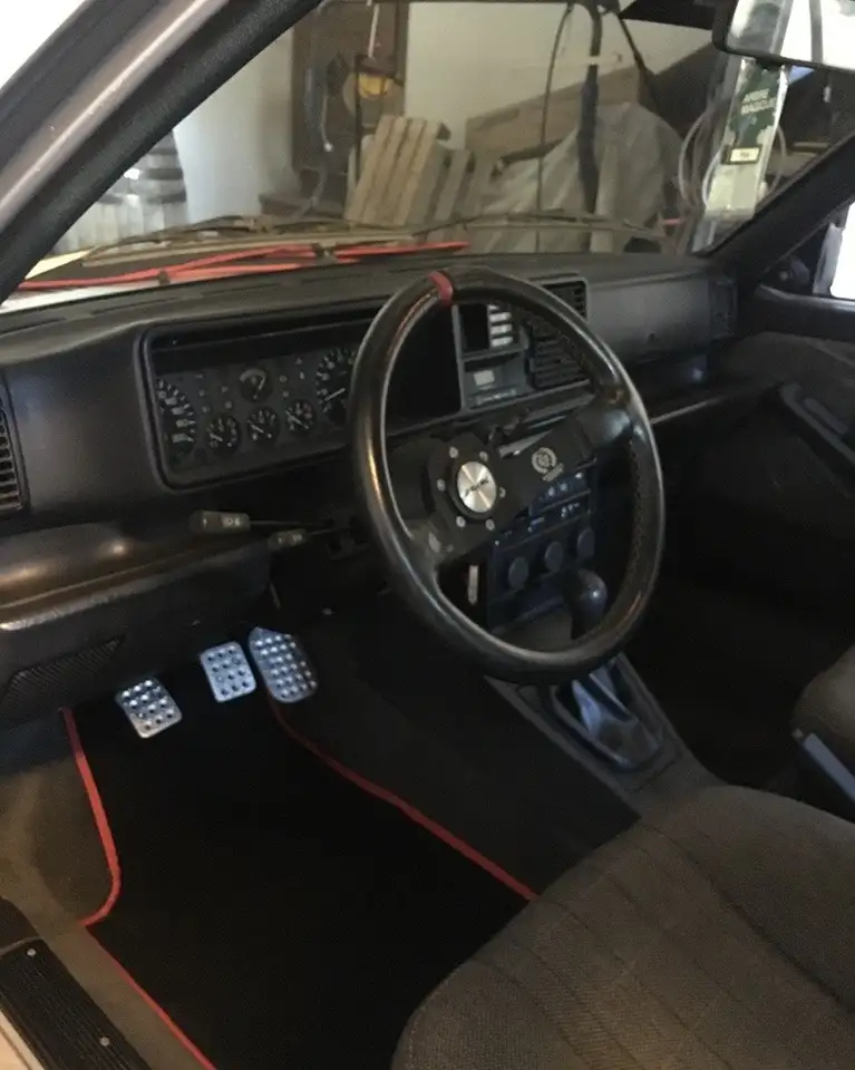 Lancia Delta 1.5 LX, foto 3