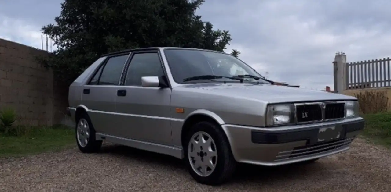 Lancia Delta 1.5 LX, foto 5