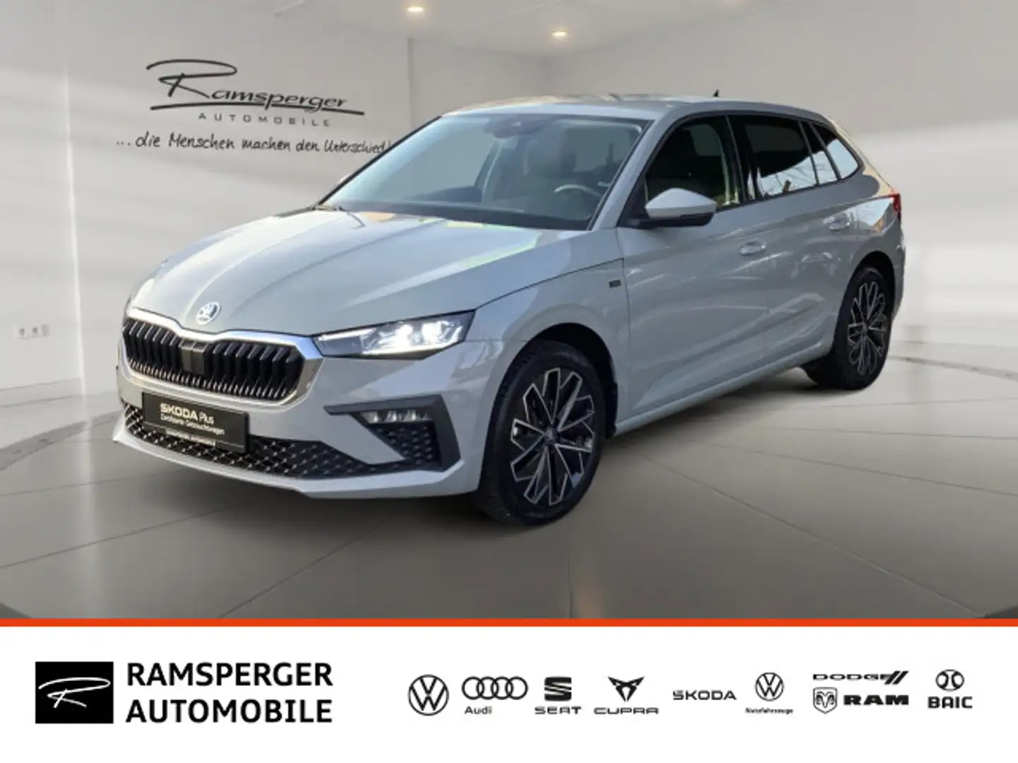 Skoda Scala 1.0 TSI DSG Tour AHK ACC Matrix Navi Keyle Grau - 1