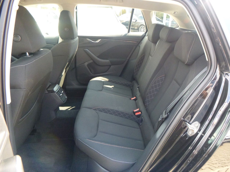 Skoda Scala 1,0 TSI Ambition OPF NAV/SmartLink/SHZ — photo 10