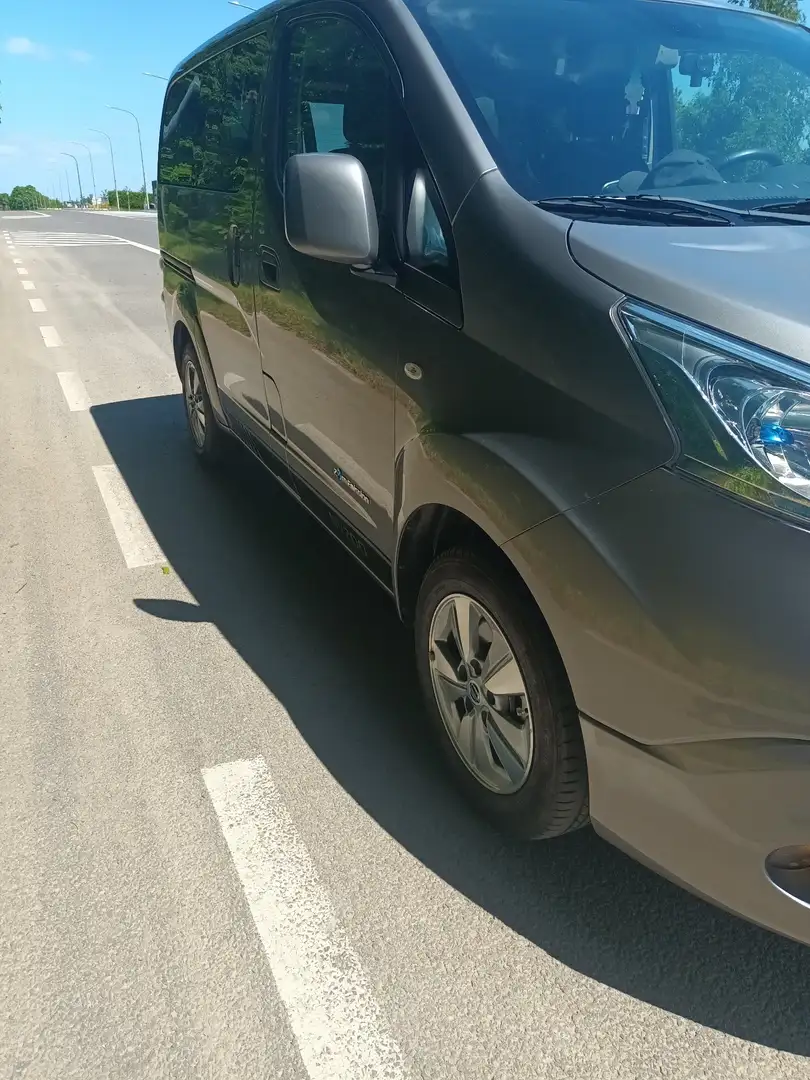Nissan E-NV200 40 kWh DSD Business 7 place famialles prix à discu Grau - 2