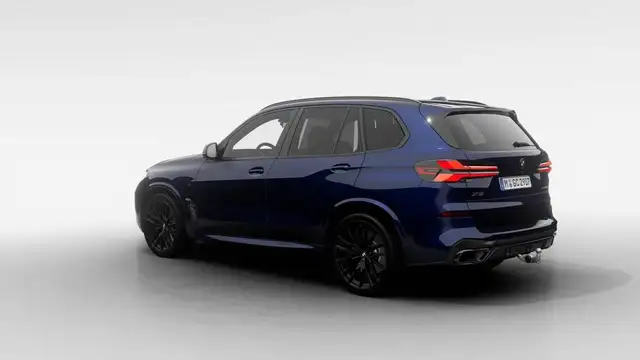 BMW X5 view 2