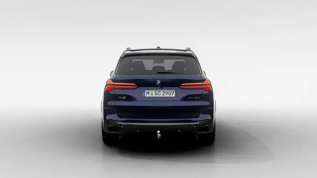 BMW X5 view 5