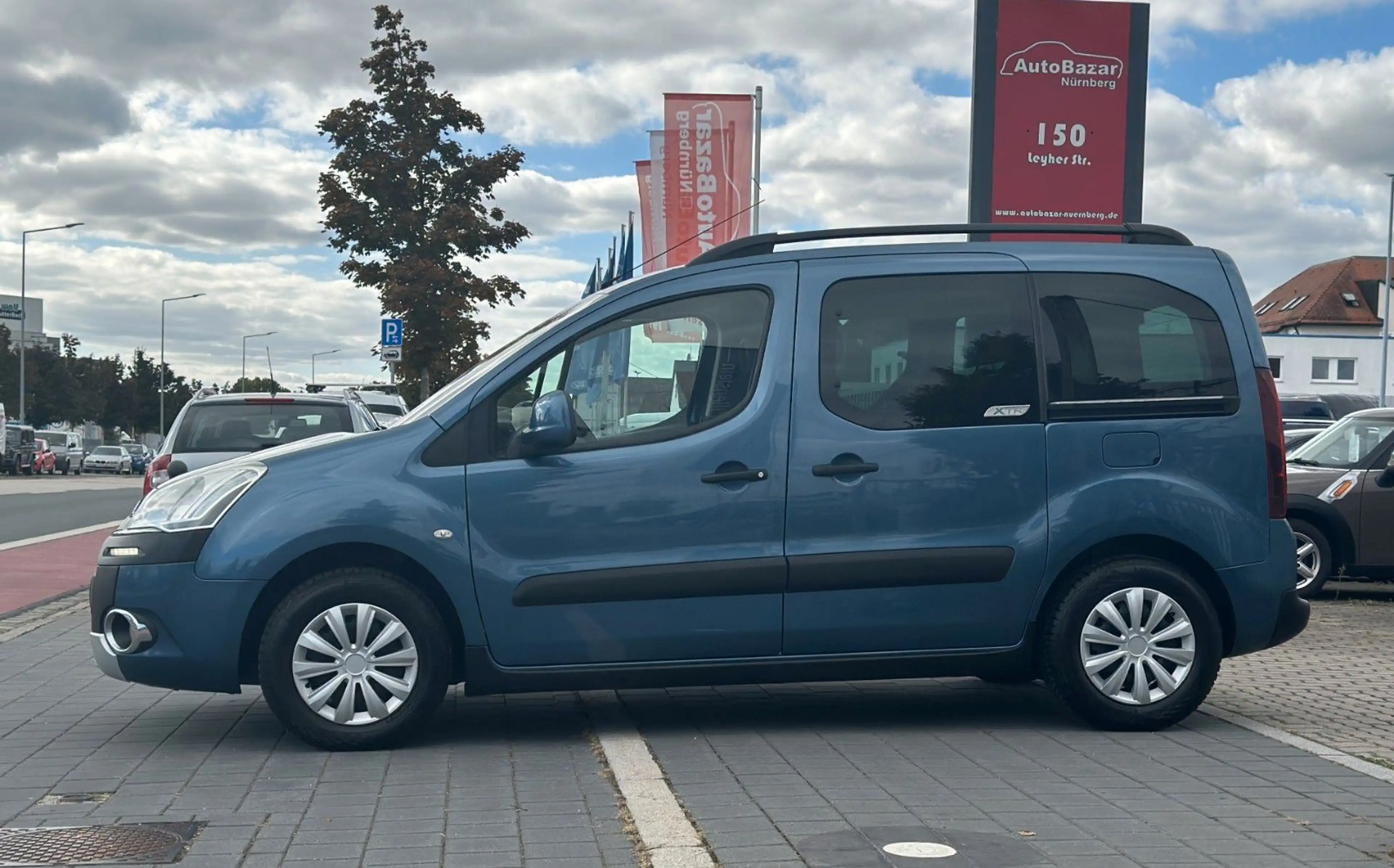 Citroen Berlingo Multispace XTR / Zahnriemen neu / AHK — photo 2
