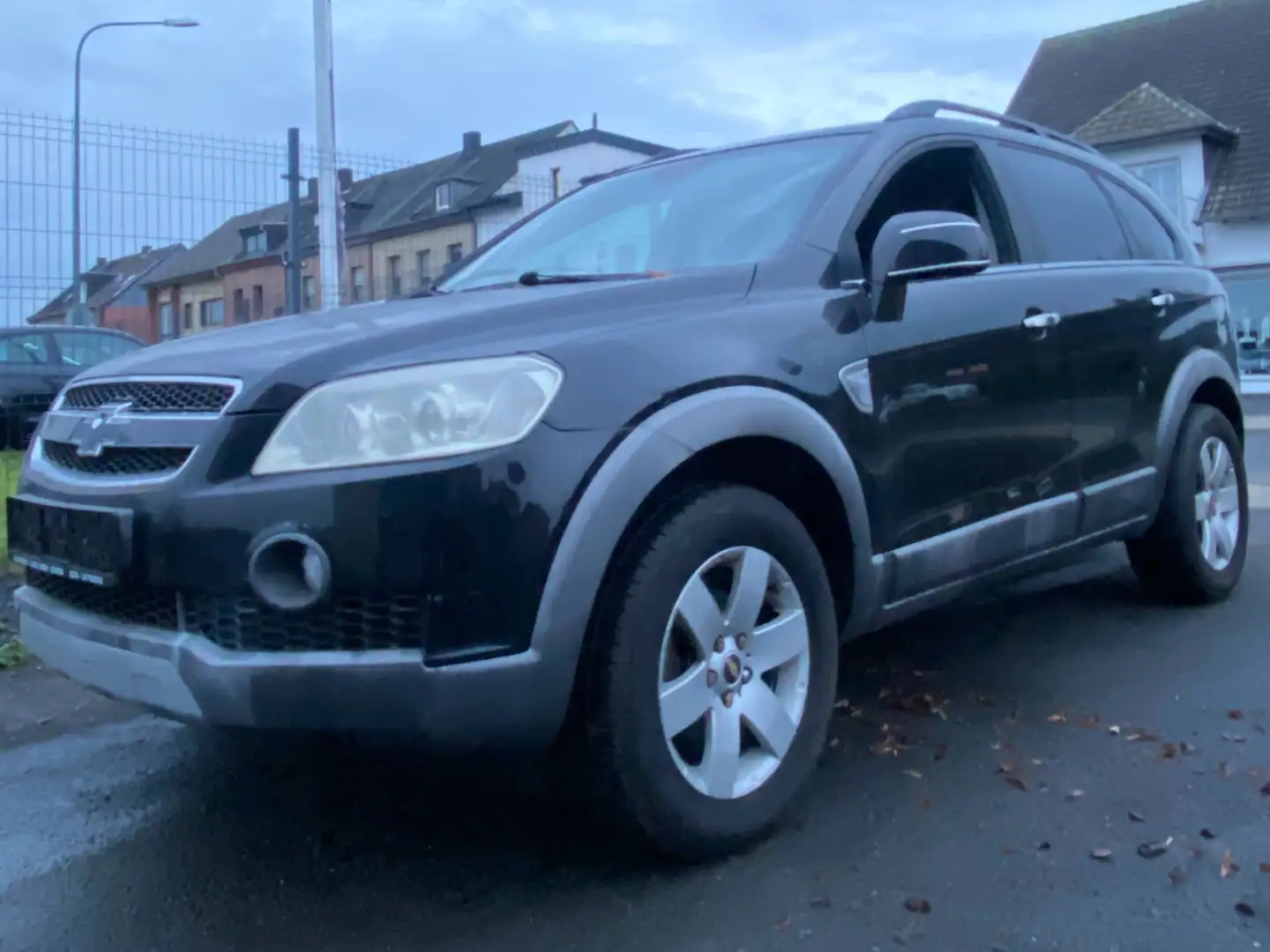 Chevrolet Captiva 2.0 4WD 7 Sitzer Automatik LT Schwarz - 1