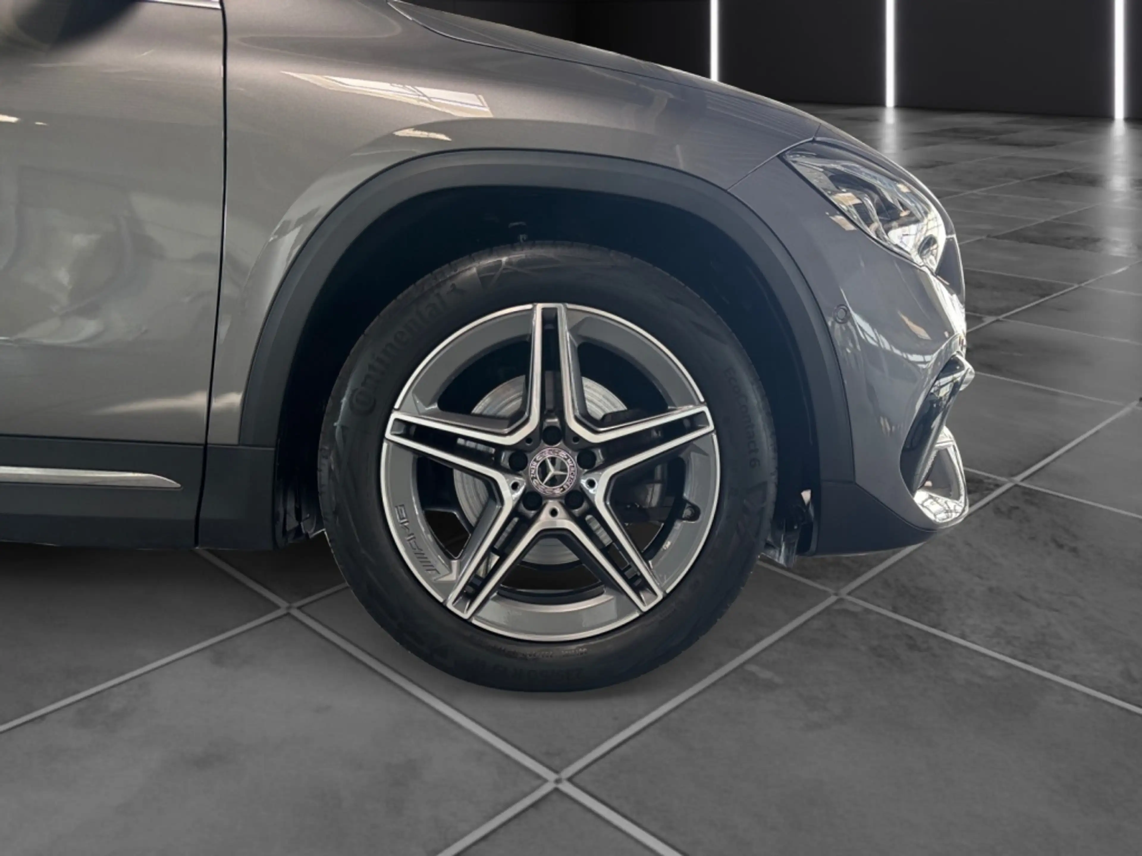 Mercedes-Benz GLA 200 4M AMG*Off-Road*LED*Kamera*Head-up* — photo 5