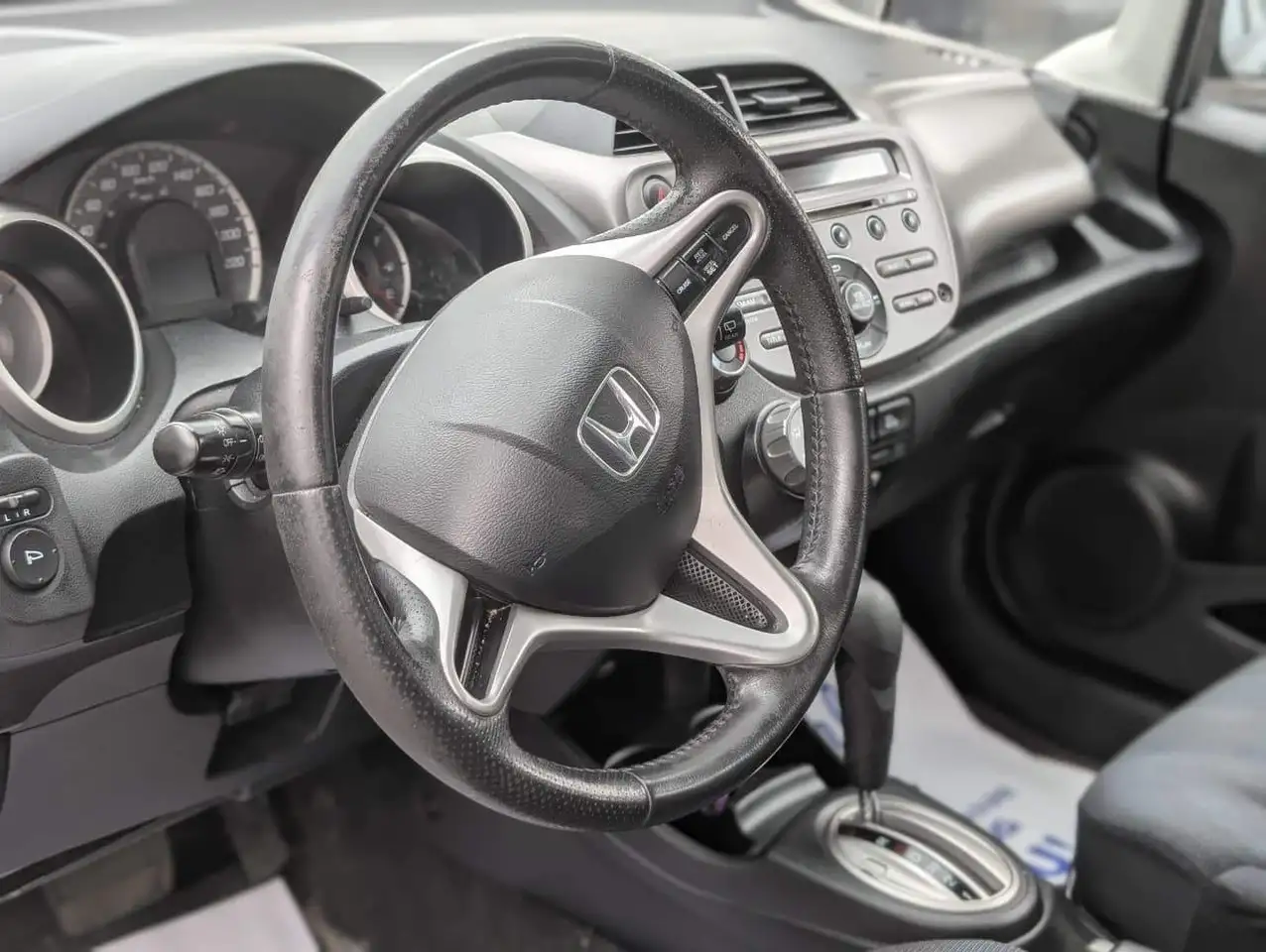 Honda Fit снимка Honda Fit