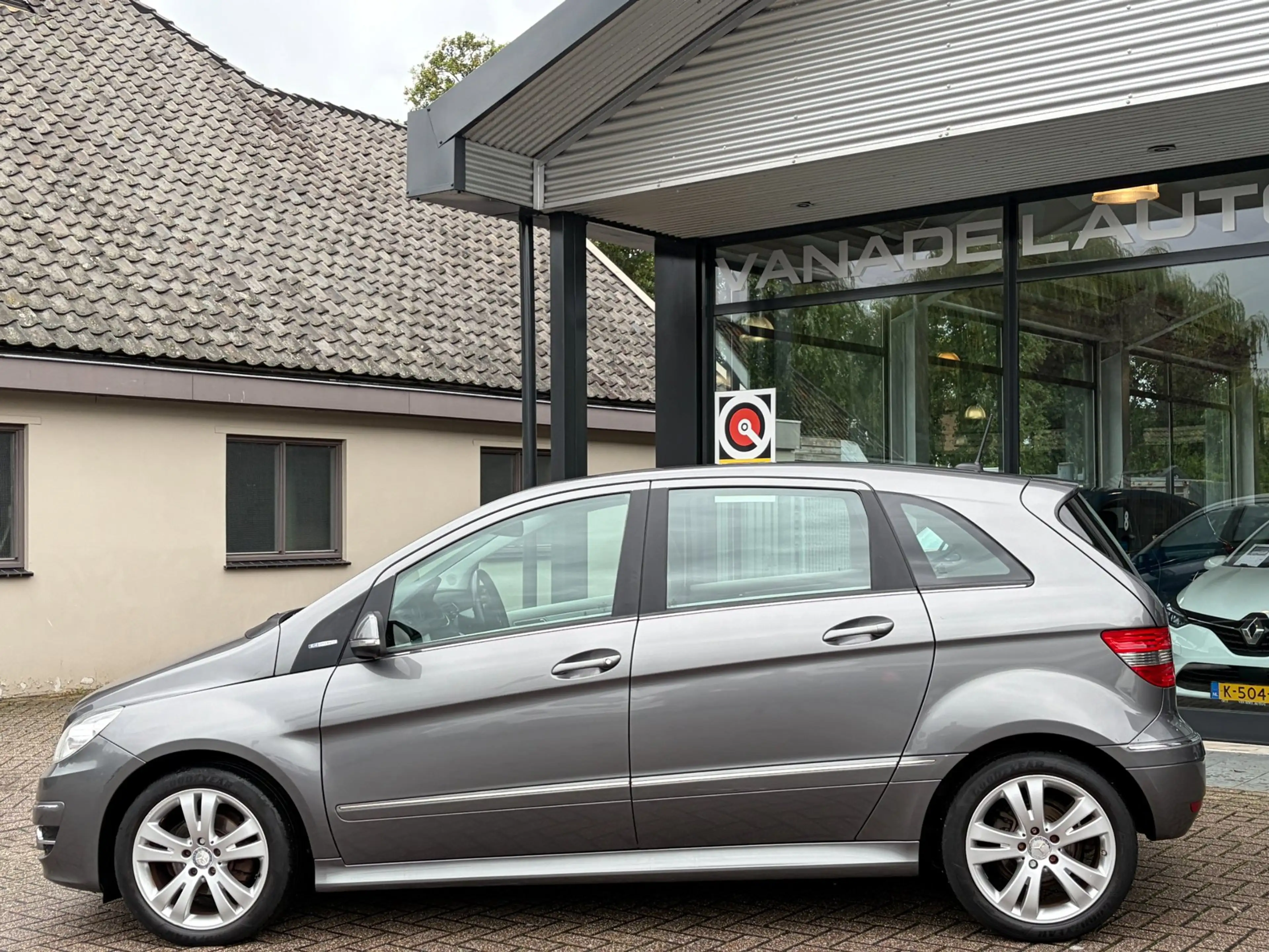 Mercedes-Benz B 180 Clima Cruise Trekhaak NL-Auto NAP Dealeronderhoude — photo 2