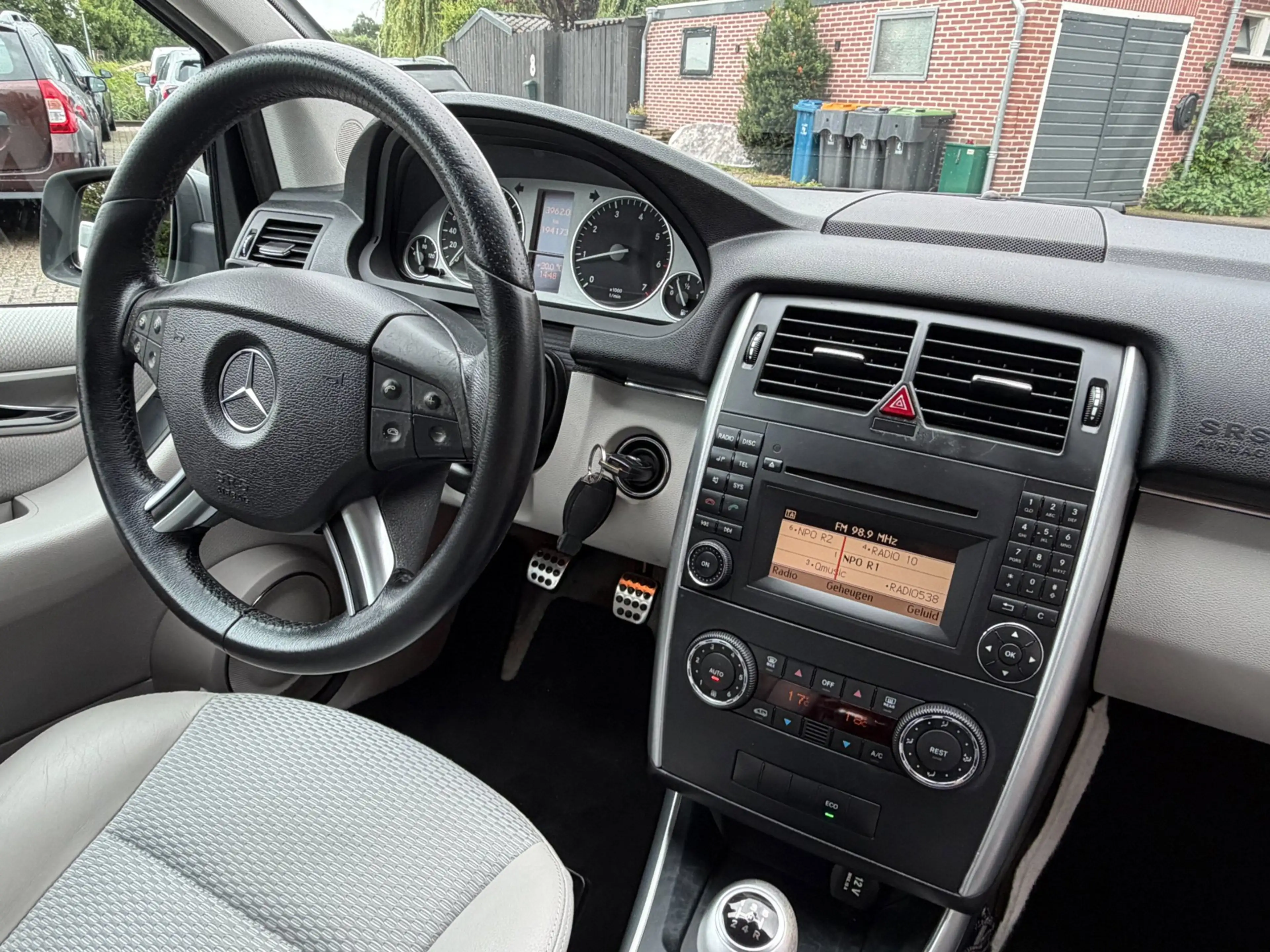 Mercedes-Benz B 180 Clima Cruise Trekhaak NL-Auto NAP Dealeronderhoude — photo 10