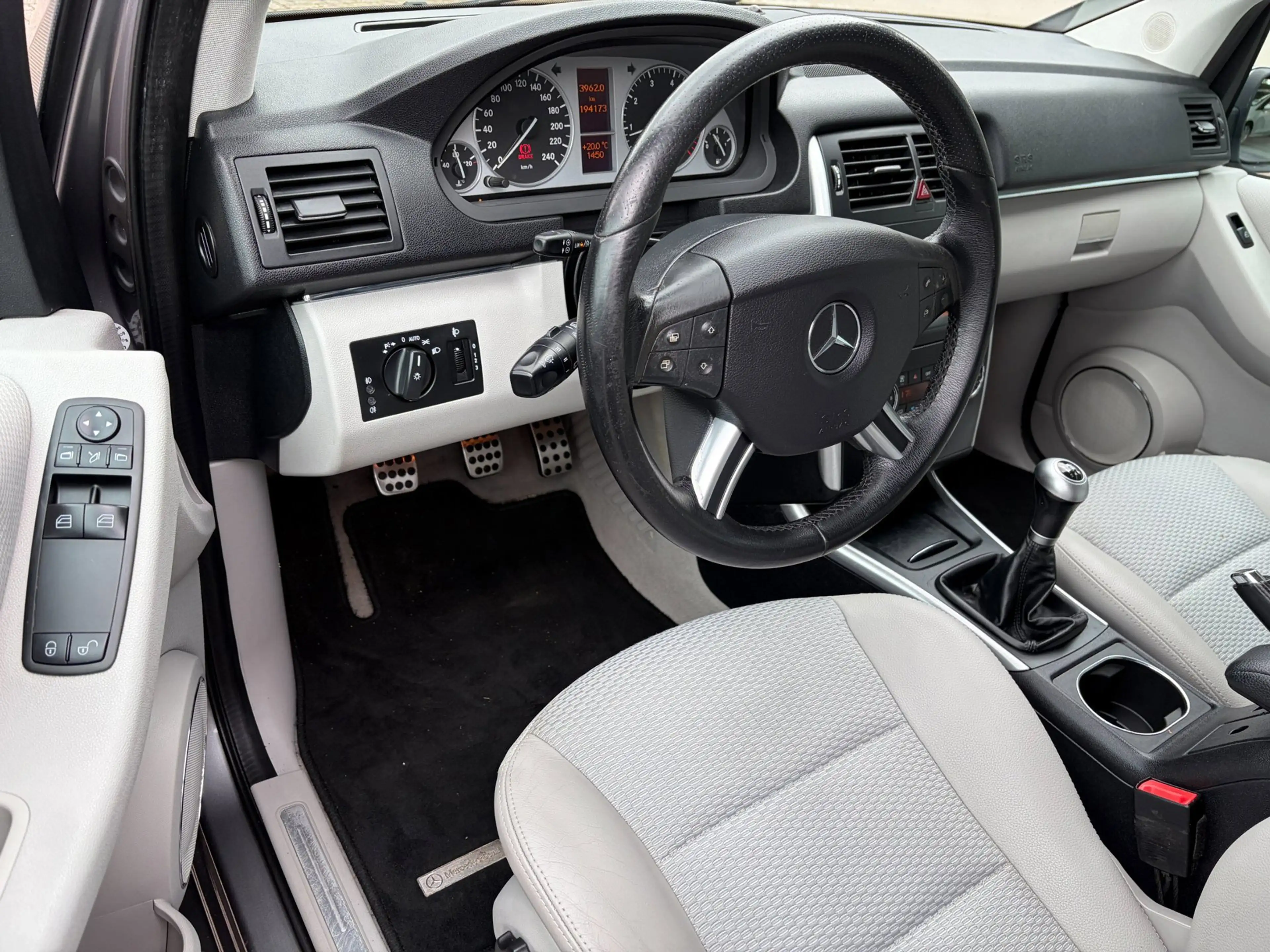 Mercedes-Benz B 180 Clima Cruise Trekhaak NL-Auto NAP Dealeronderhoude — photo 14