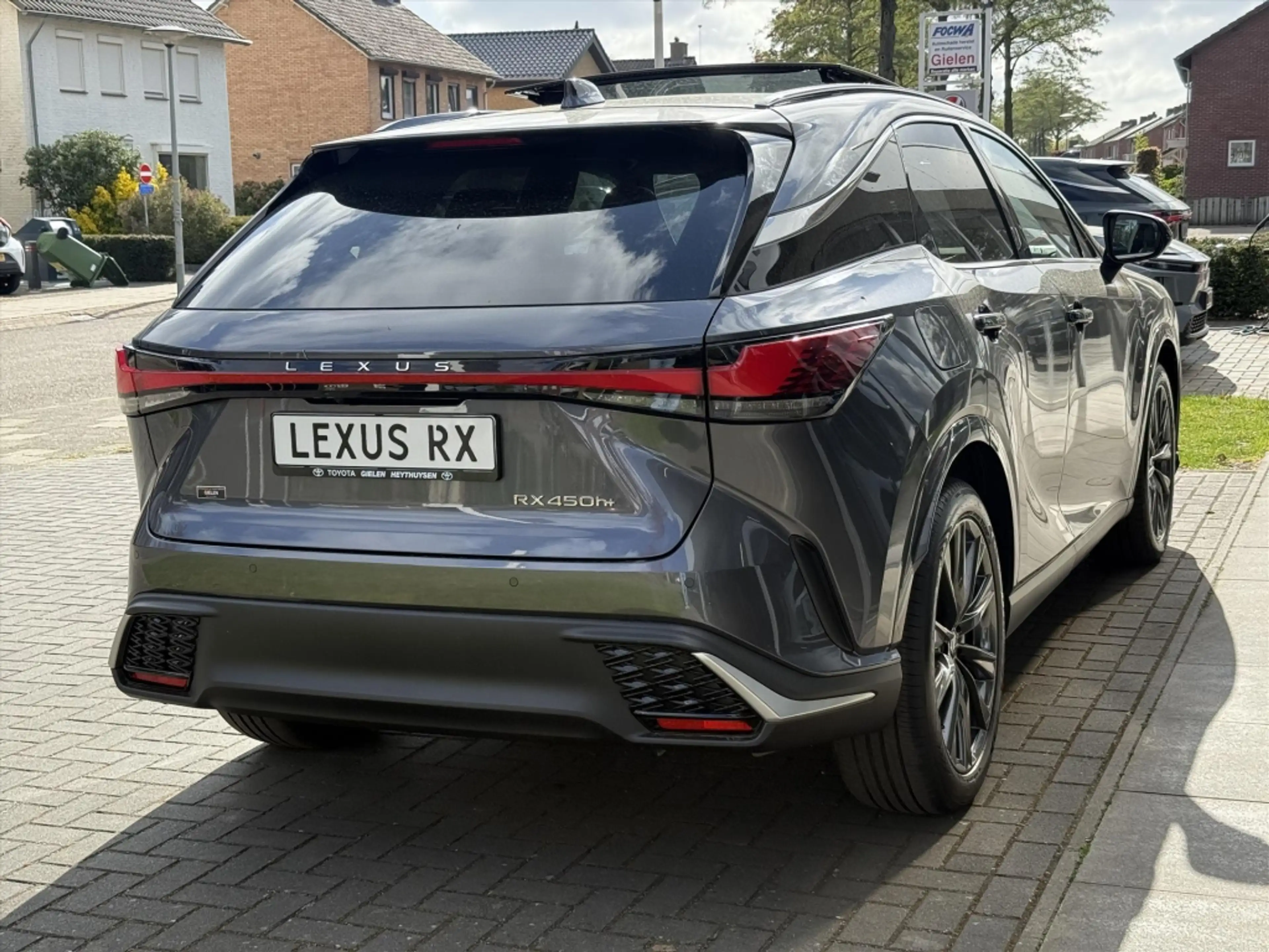 Lexus RX 450h 450h+ Plug-in AWD F Sport Design | Panoramadak, Le — photo 4