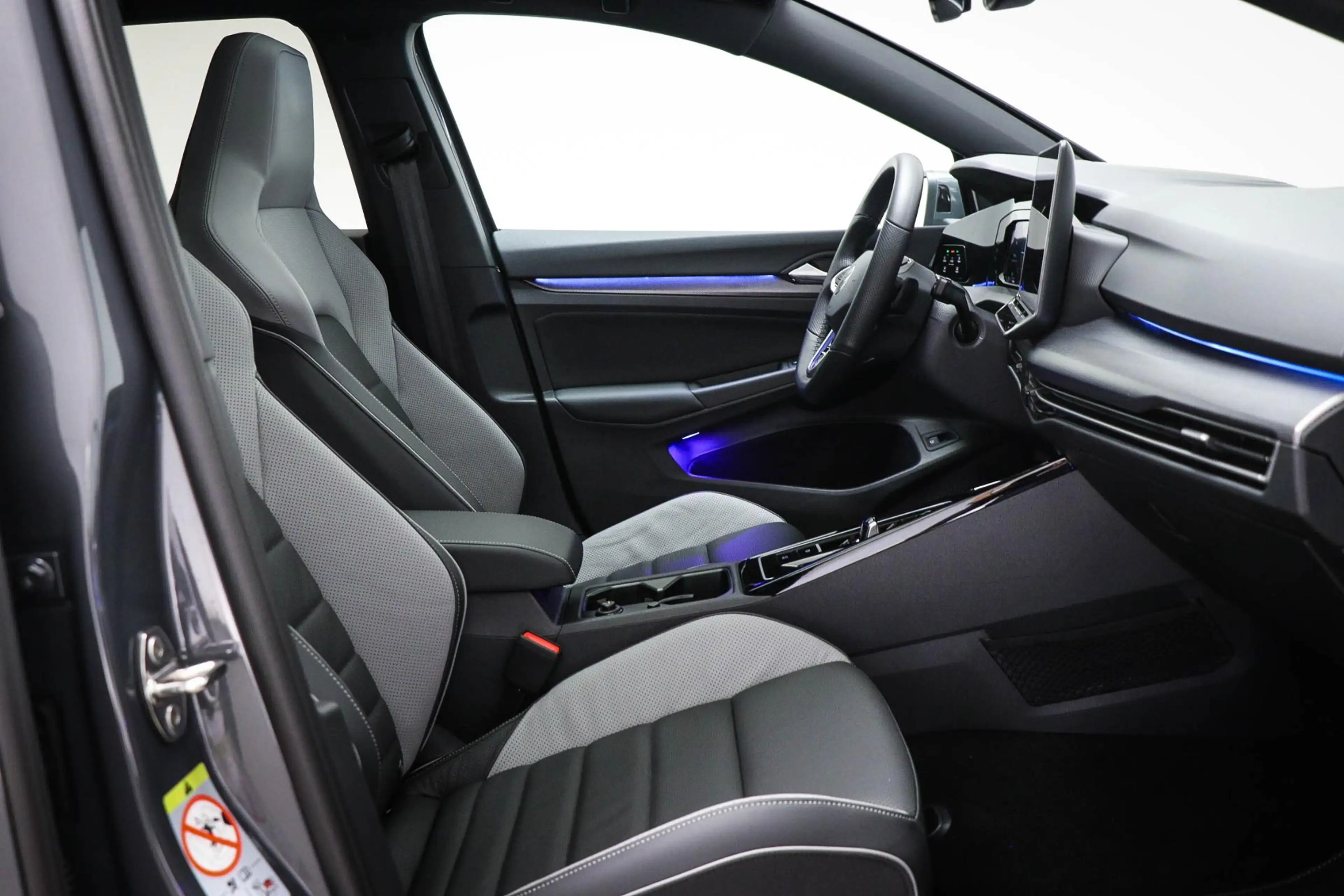 Volkswagen Golf GTE 1.5 eHybrid | LEDER | PANORAMADAK | HEAD UP | STOE — photo 4