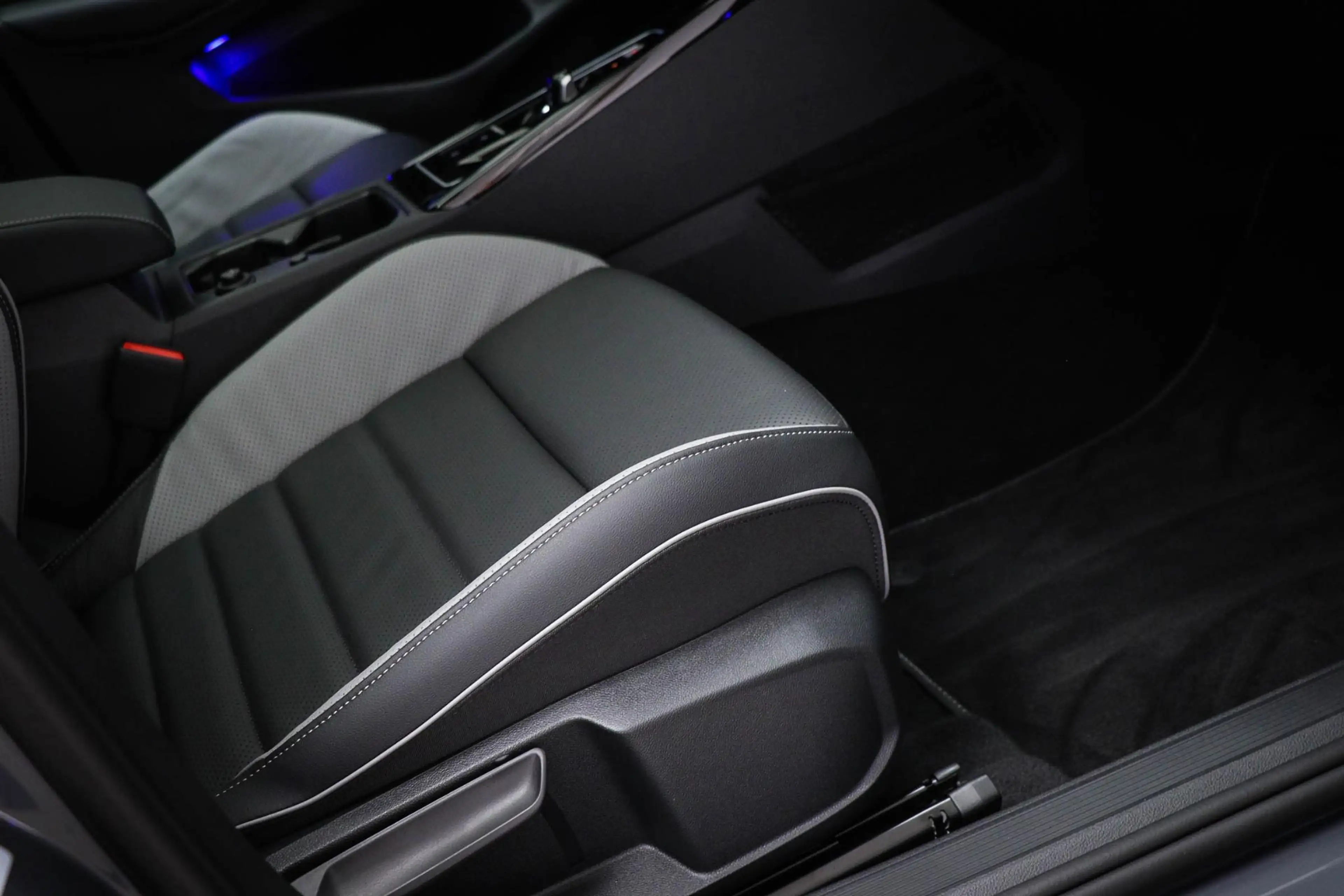 Volkswagen Golf GTE 1.5 eHybrid | LEDER | PANORAMADAK | HEAD UP | STOE — photo 14