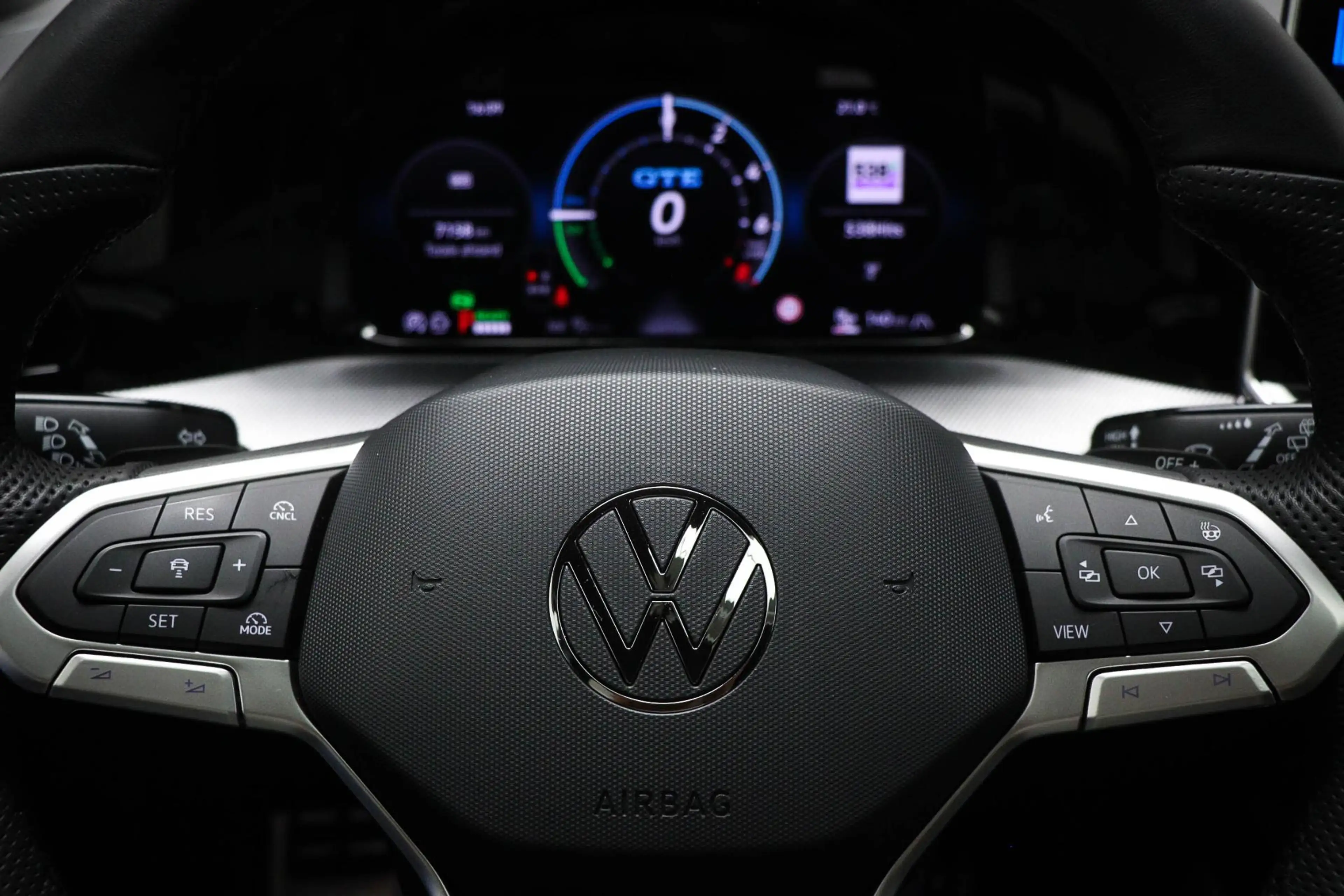 Volkswagen Golf GTE 1.5 eHybrid | LEDER | PANORAMADAK | HEAD UP | STOE — photo 37