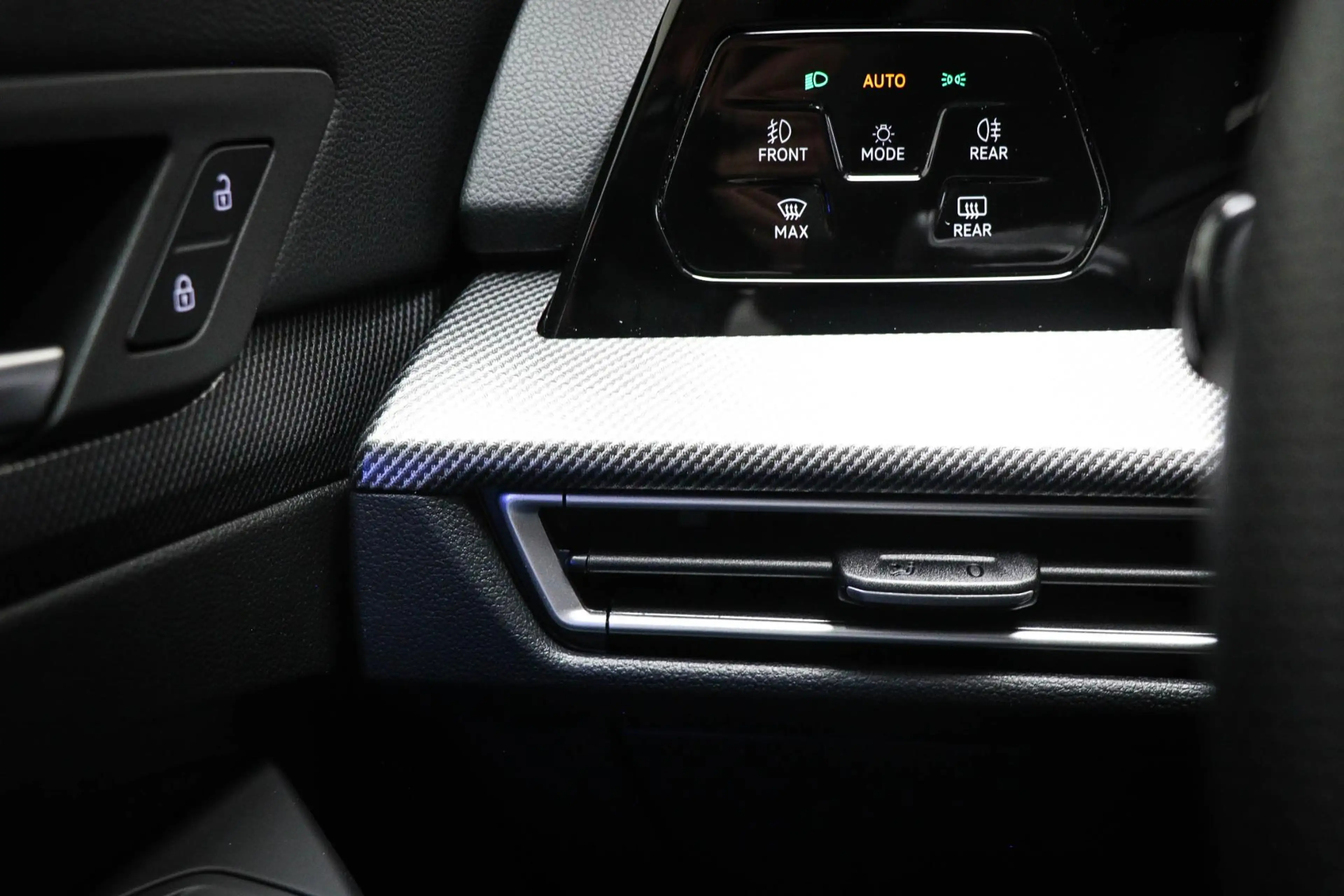 Volkswagen Golf GTE 1.5 eHybrid | LEDER | PANORAMADAK | HEAD UP | STOE — photo 34