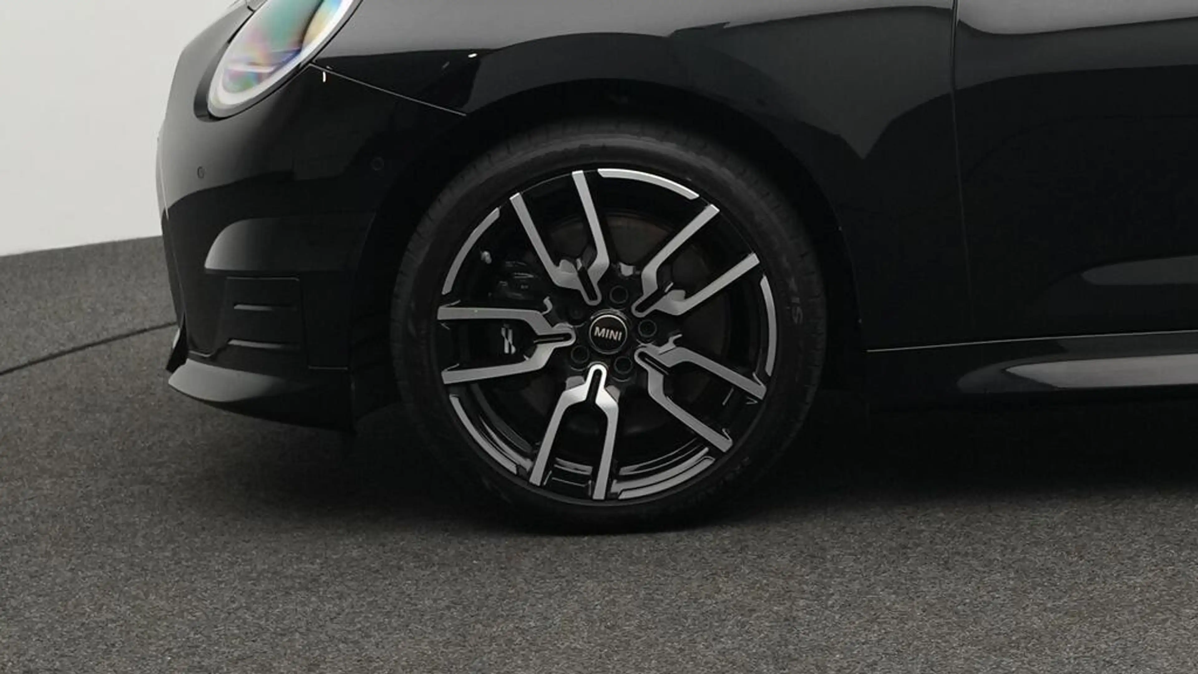 MINI Cooper SE John Cooper Works Trim — photo 10