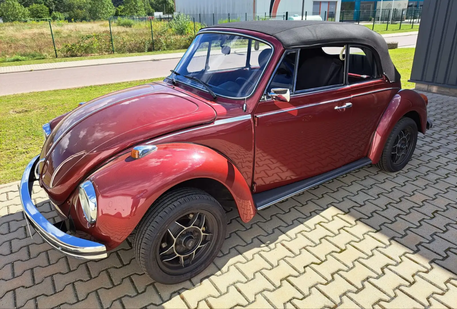 Volkswagen Käfer Cabrio Roşu - 2