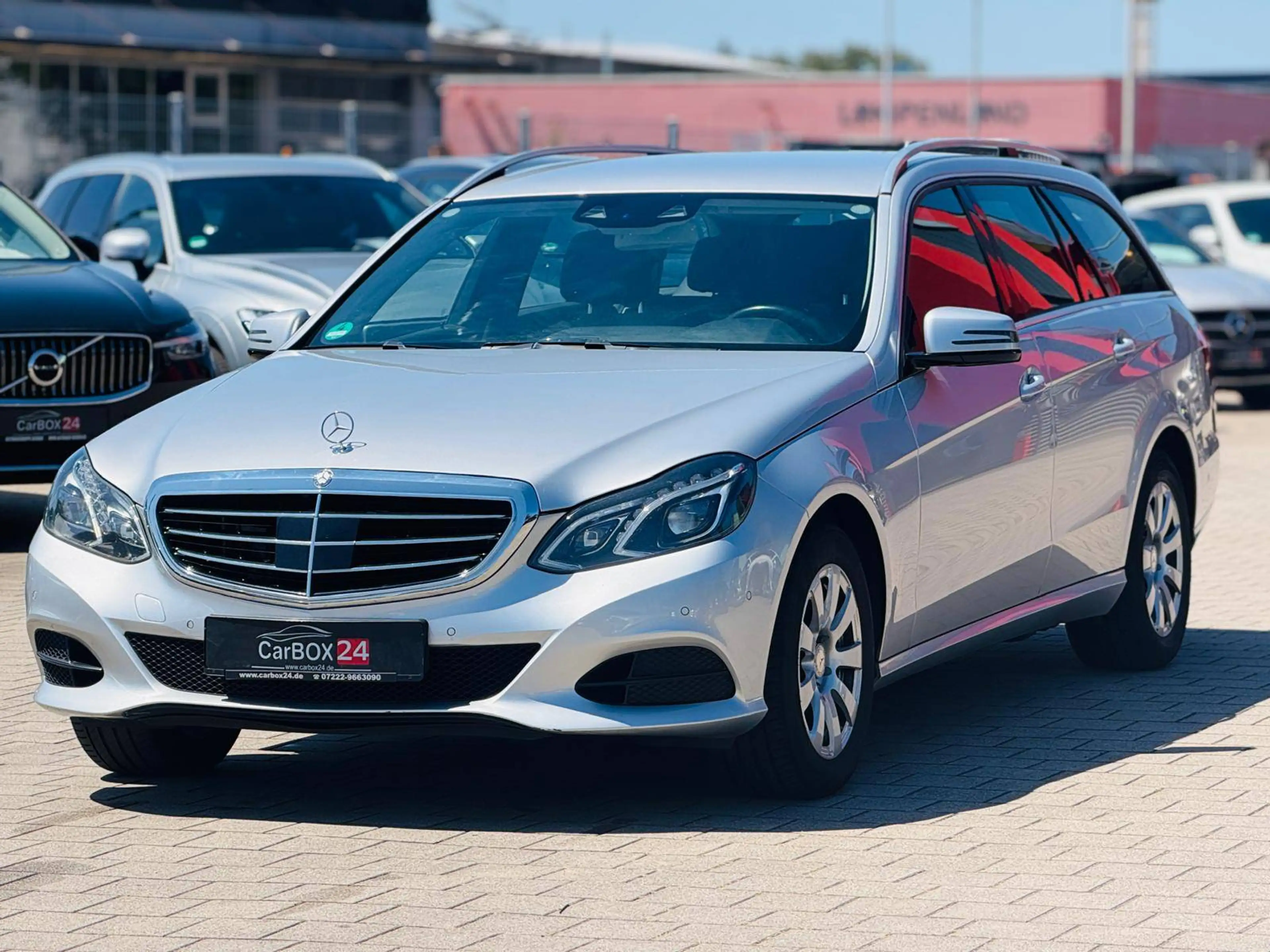 Mercedes-Benz E 220 E 220 BlueTec TÜV 12/27 — photo 3