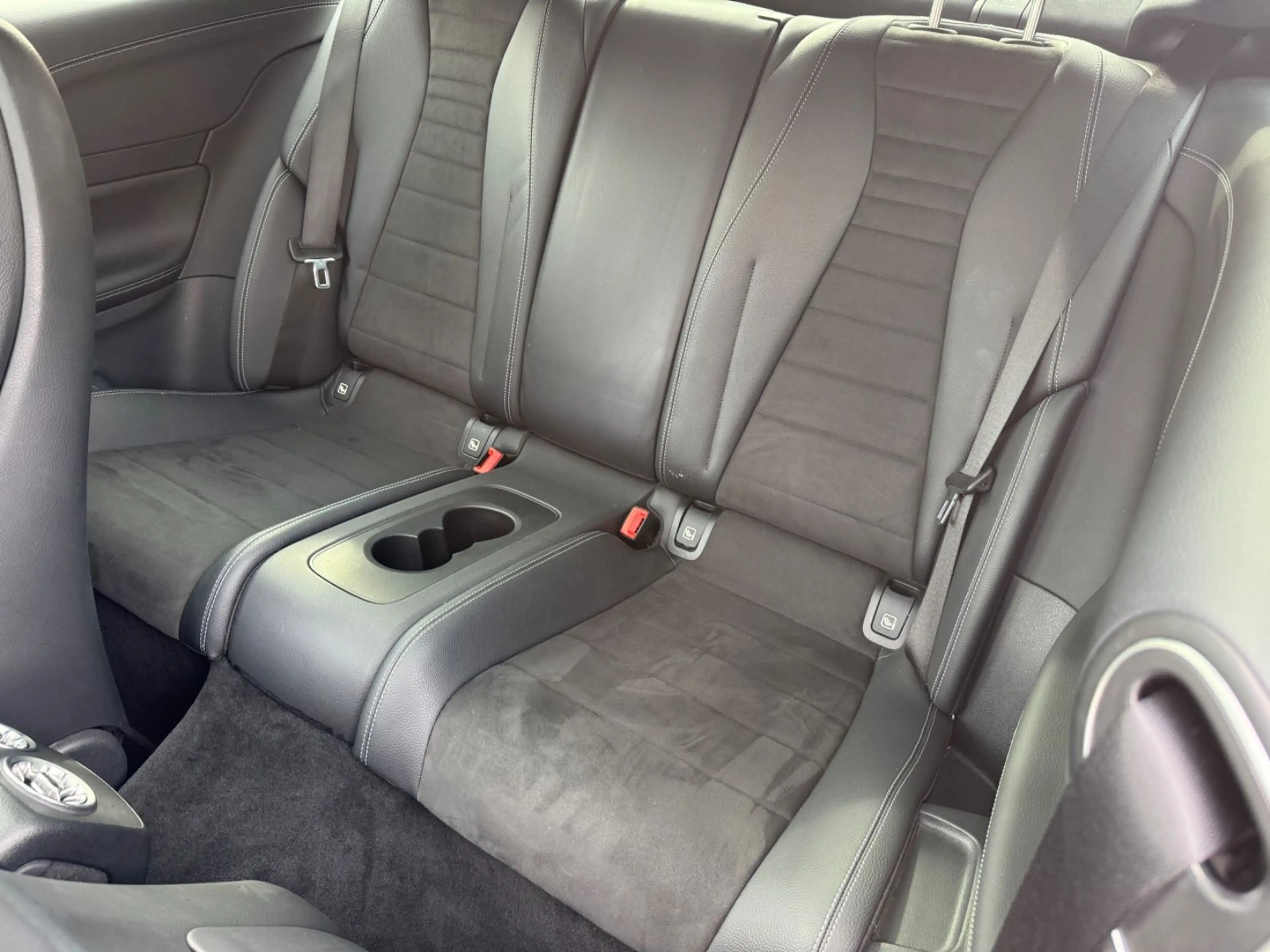 Mercedes-Benz E 220 d Coupe AMG-Line,Pano,Widescreen,Head-Up — photo 11