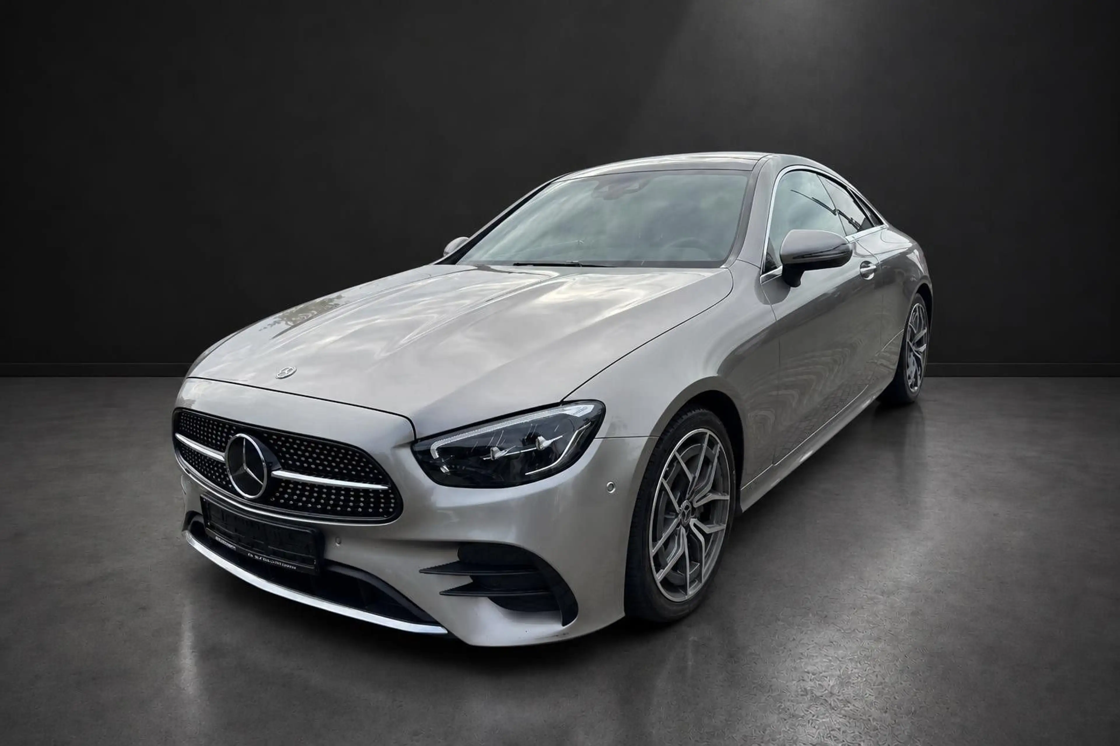 Mercedes-Benz E 220 d Coupe AMG-Line,Pano,Widescreen,Head-Up