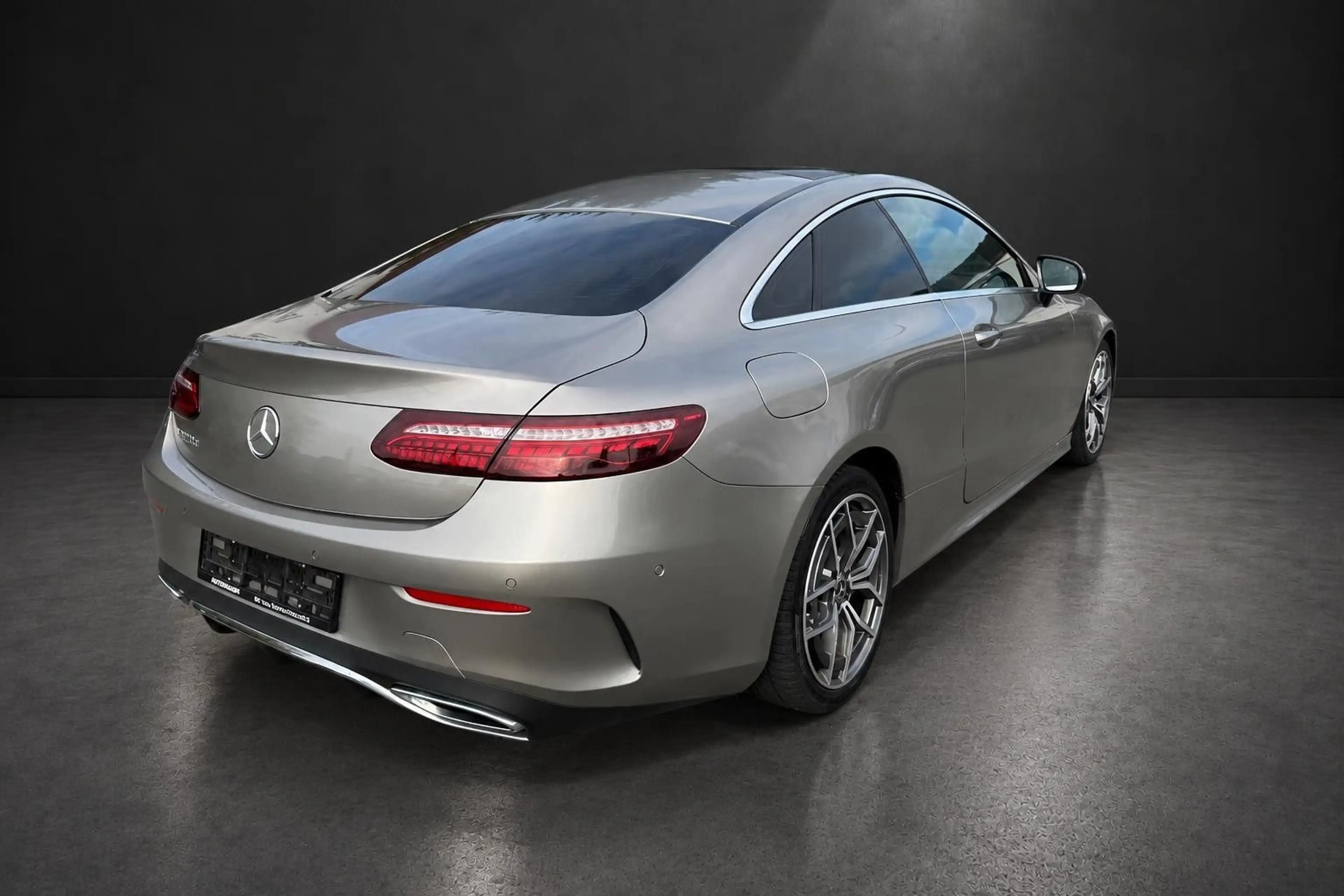 Mercedes-Benz E 220 d Coupe AMG-Line,Pano,Widescreen,Head-Up — photo 5