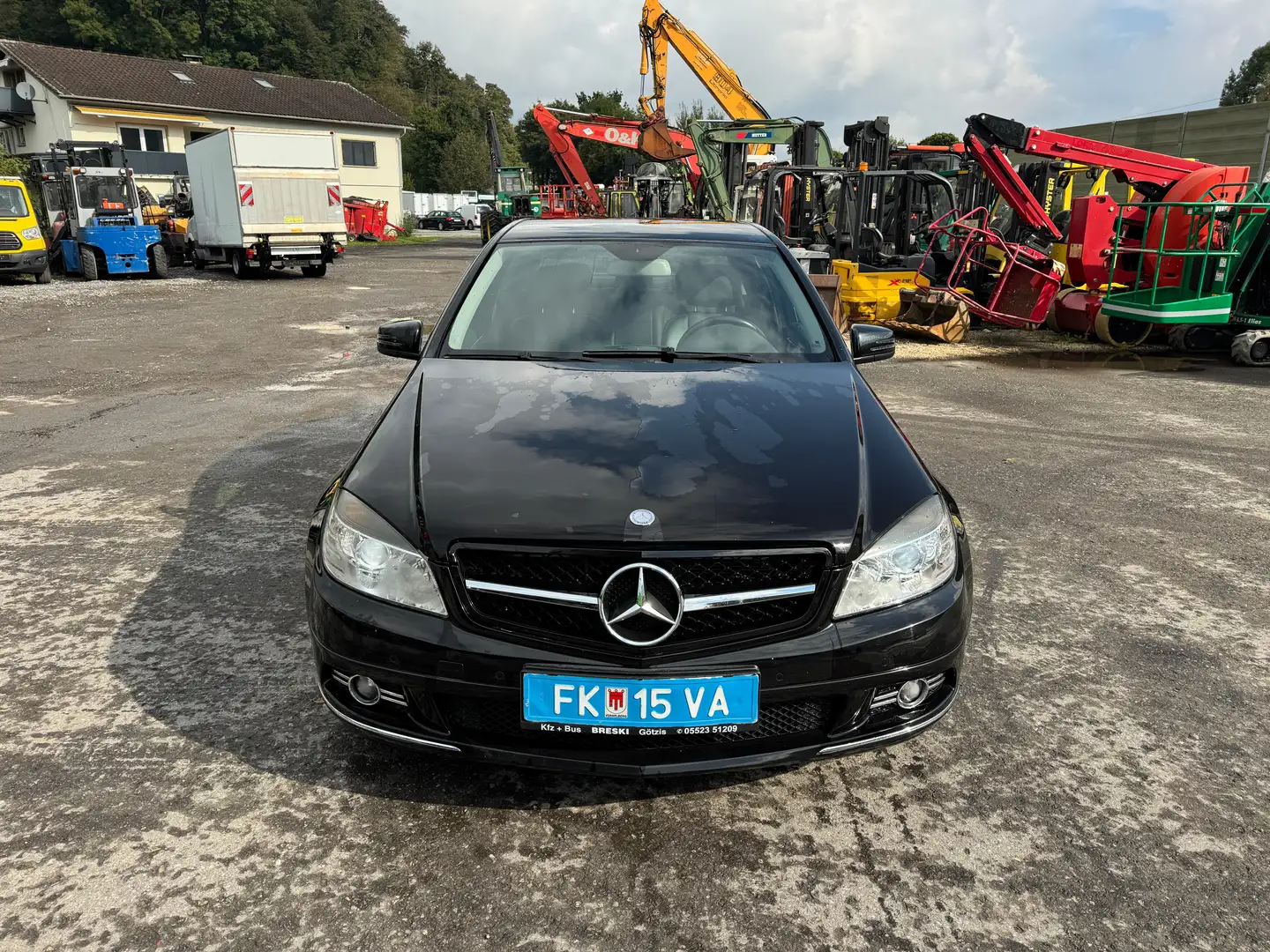 Mercedes-Benz C 220 Limosine BlueEfficiency Avangarde Schwarz - 2
