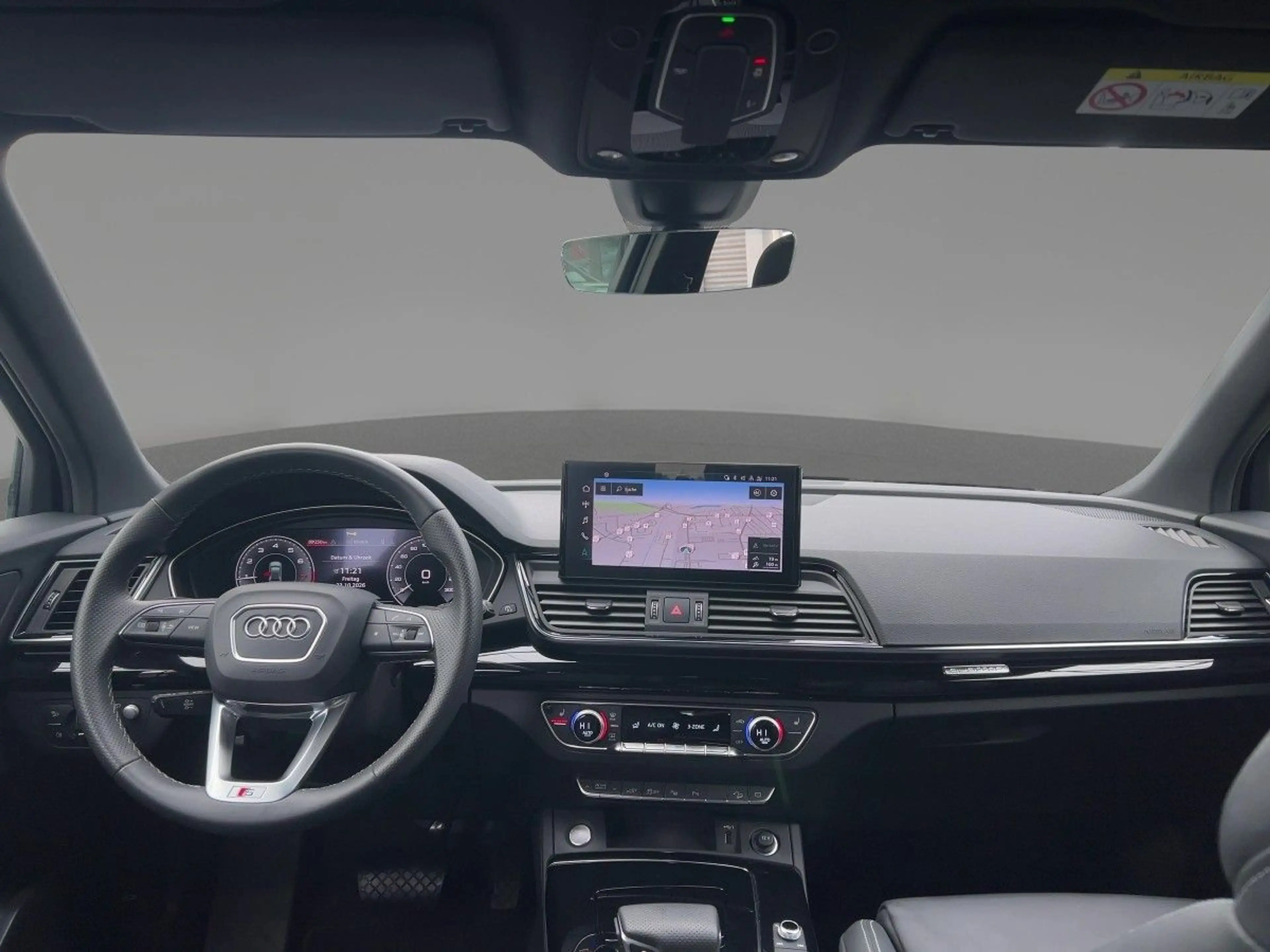 Audi Q5 50 TFSI e S line quattro S tronic — photo 7