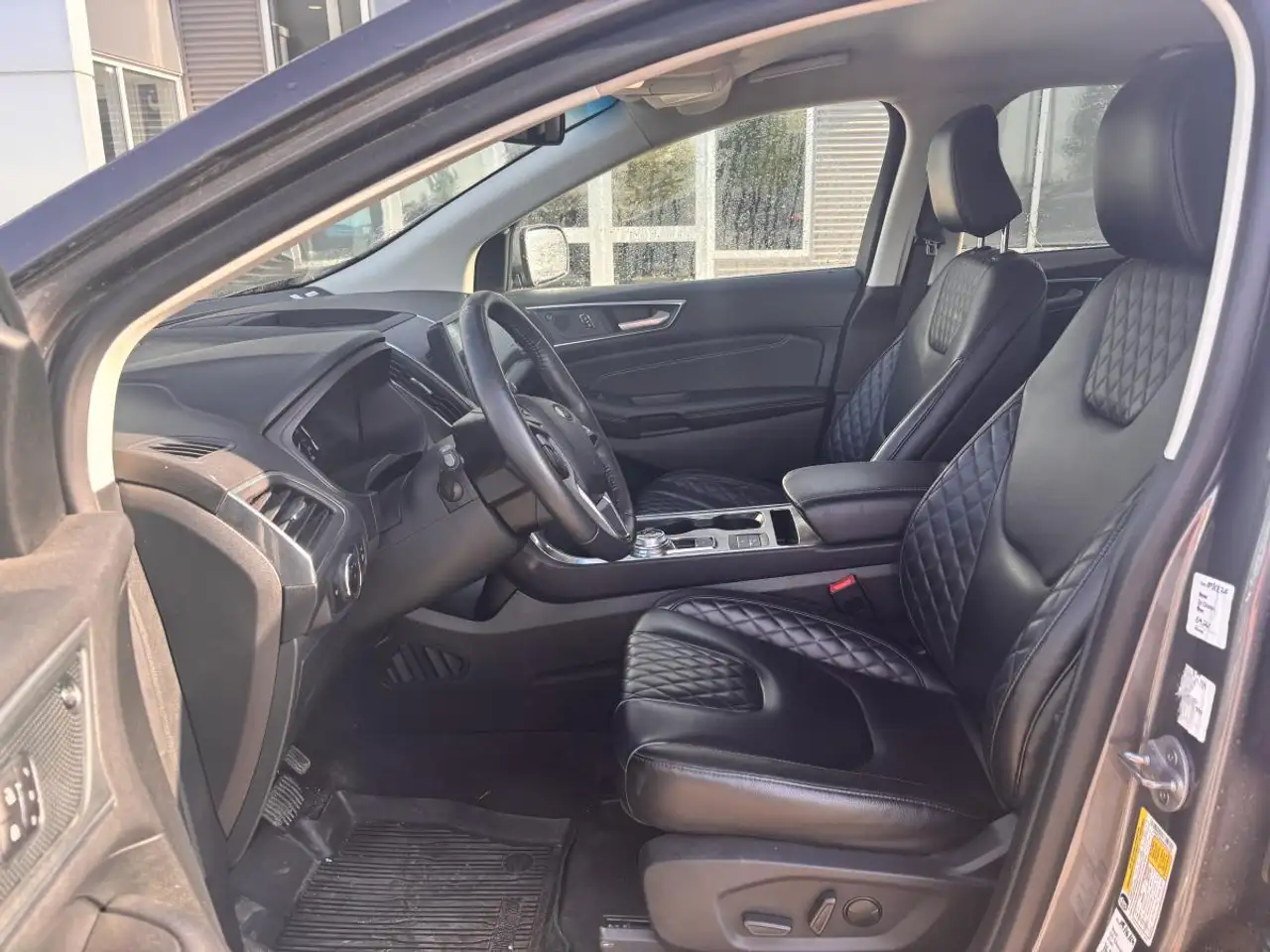 Ford Edge снимка Ford Edge
