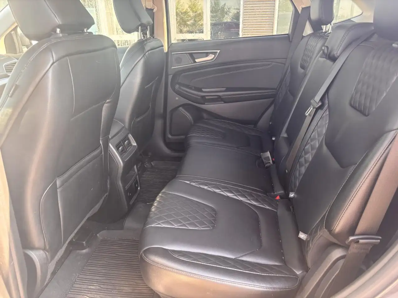 Ford Edge снимка Ford Edge