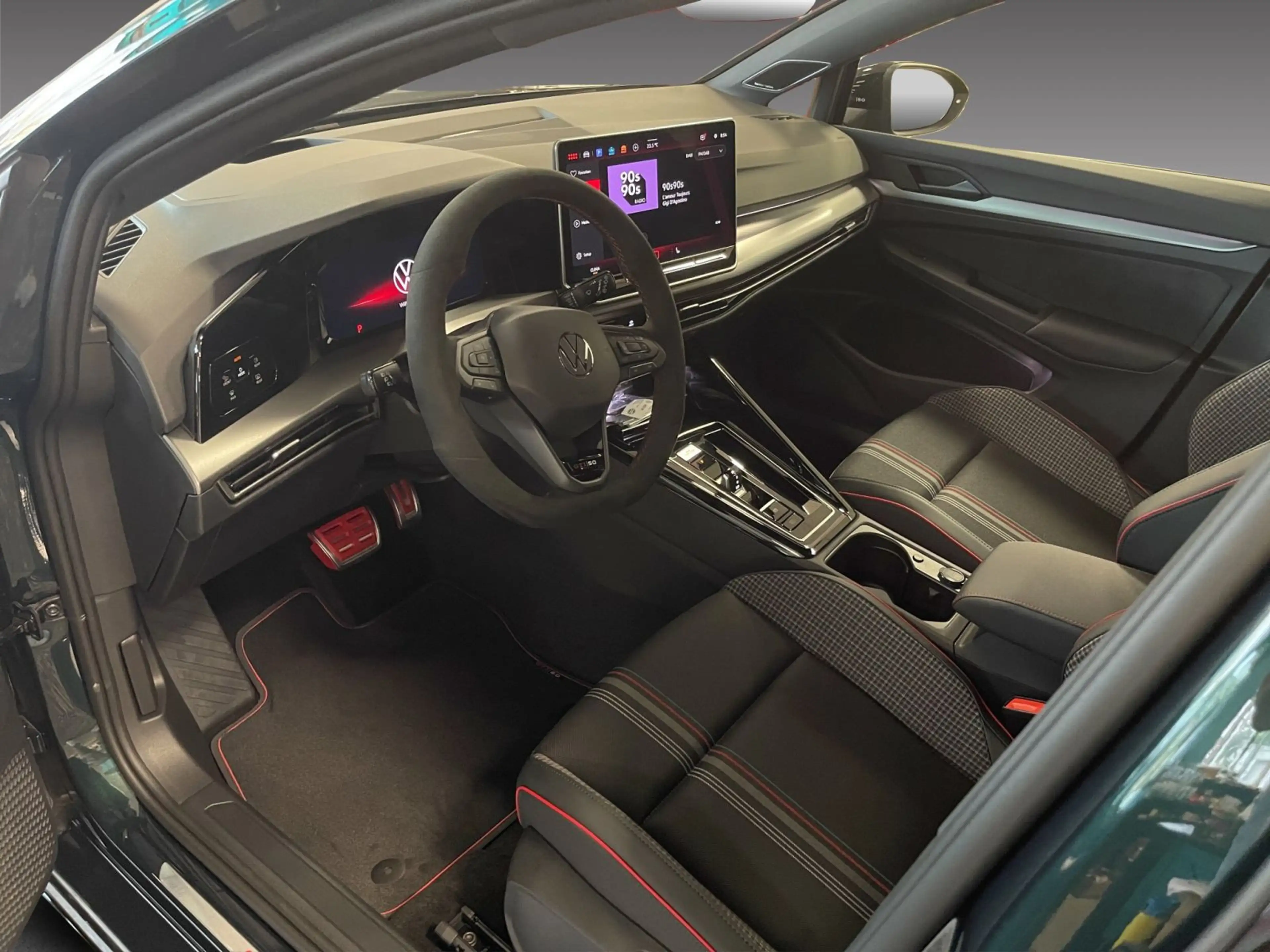 Volkswagen Golf GTI Golf 2.0 TSI DSG GTI Edition 50 Navi — photo 11