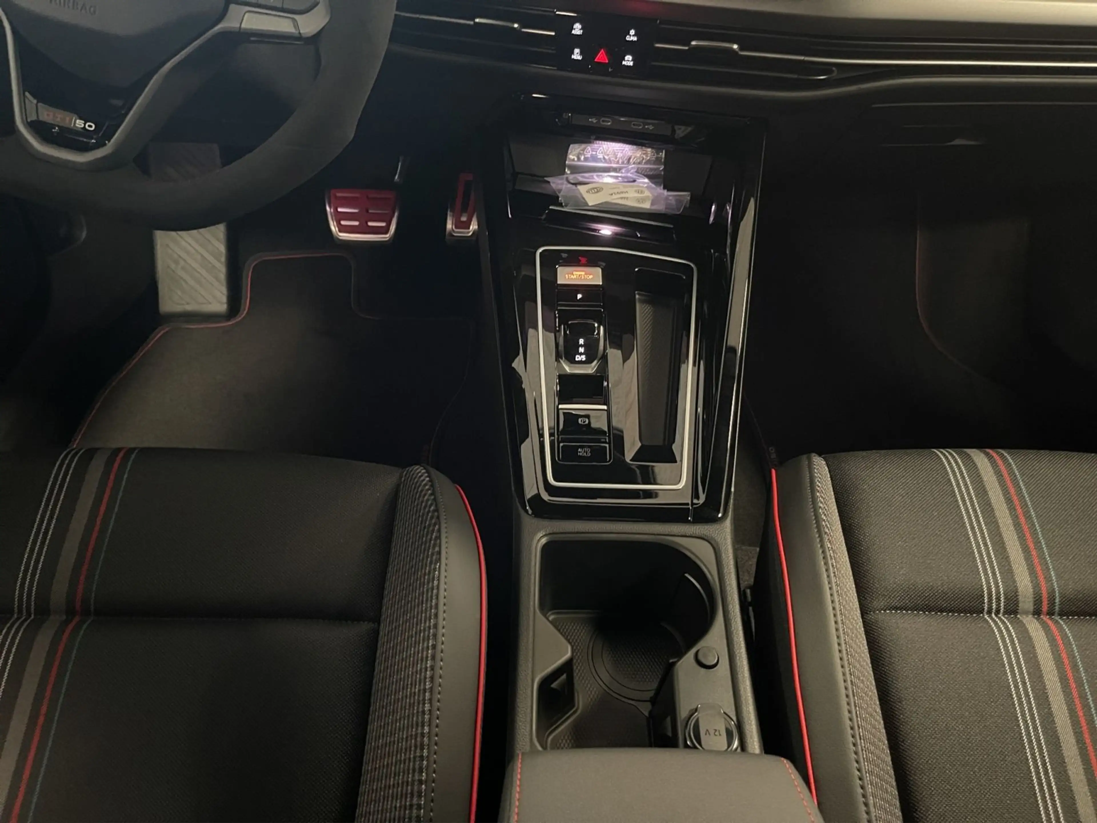 Volkswagen Golf GTI Golf 2.0 TSI DSG GTI Edition 50 Navi — photo 15