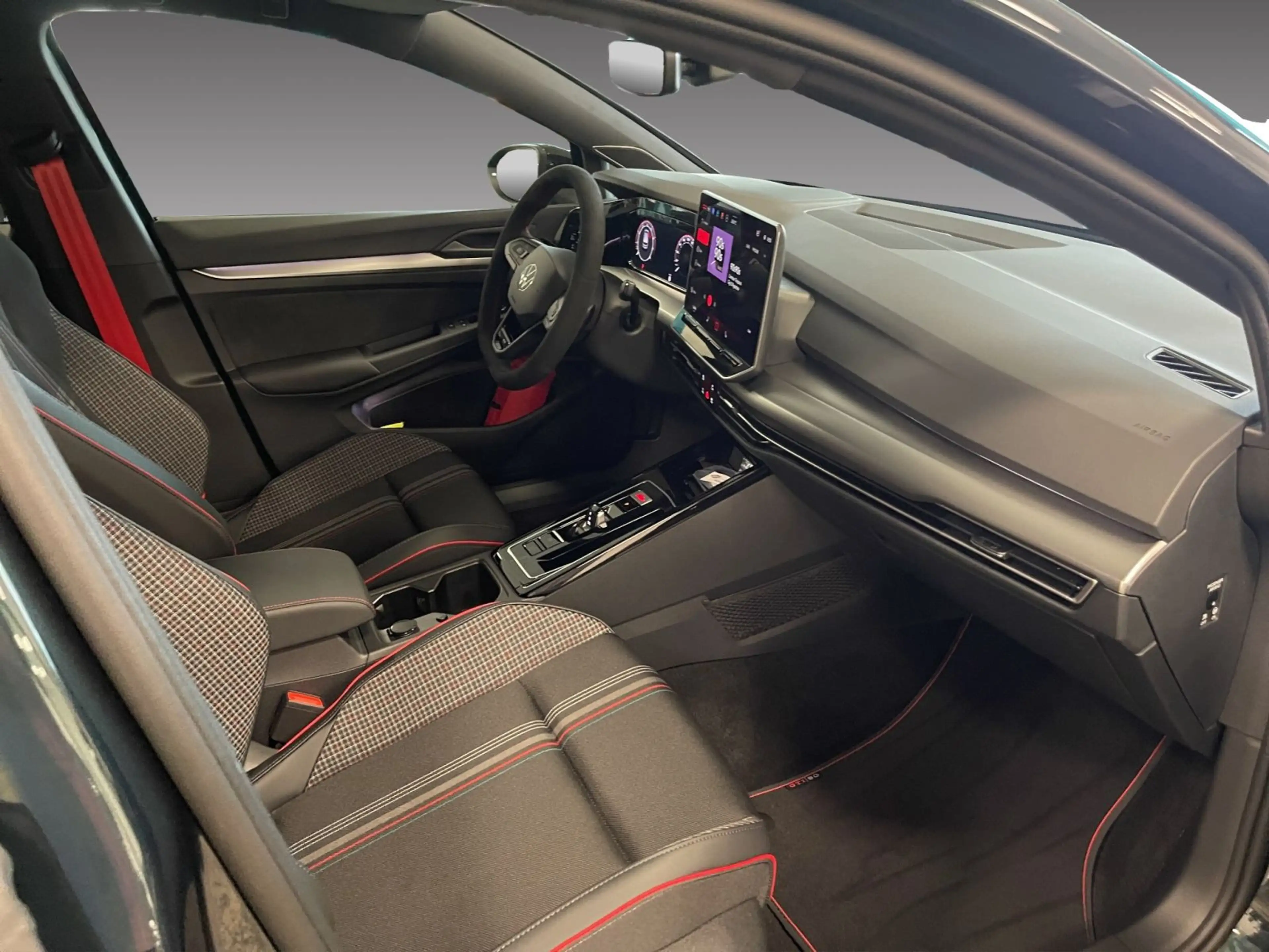 Volkswagen Golf GTI Golf 2.0 TSI DSG GTI Edition 50 Navi — photo 12