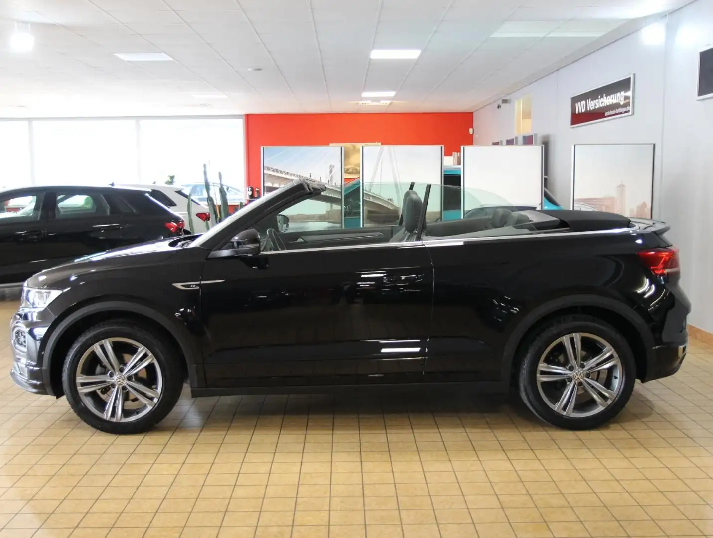 Volkswagen T-Roc Cabriolet R-Line 1.5 TSI DSG, 18",Navi,LED Schwarz - 2