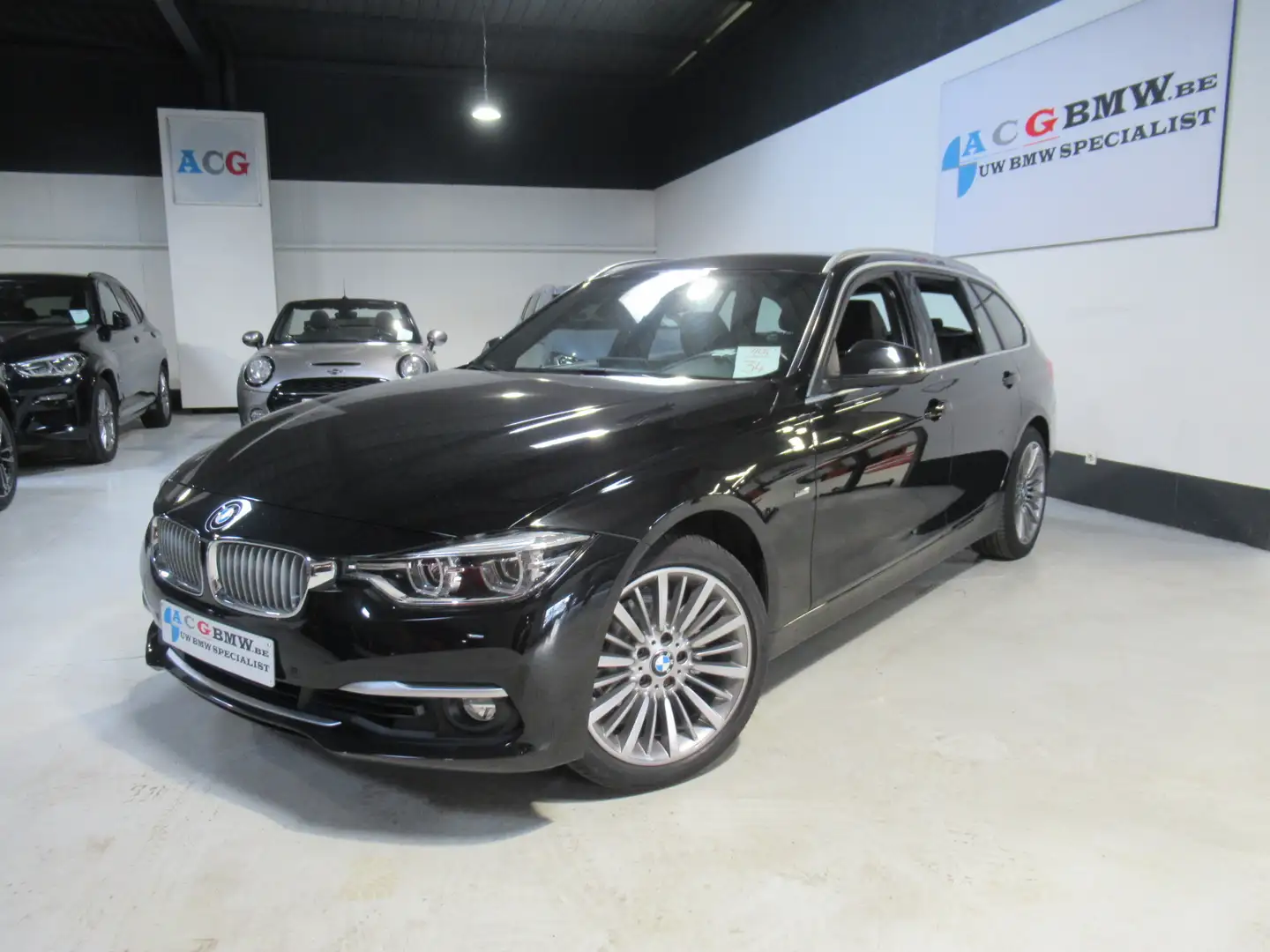 BMW 320 i Aut Leder Navi Pro Camera Digital Tacho HiFI DAB Schwarz - 1
