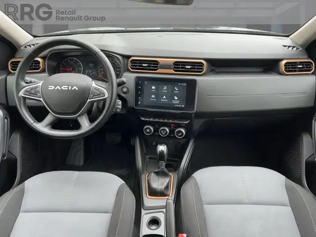Dacia Duster view 10