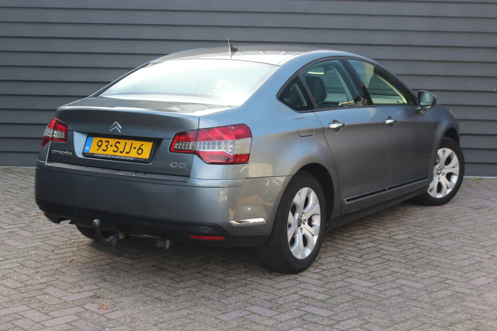 Citroen C5 1.6 THP Business - TREKHAAK - NAVIGATIE - CLIMA - Gris - 2