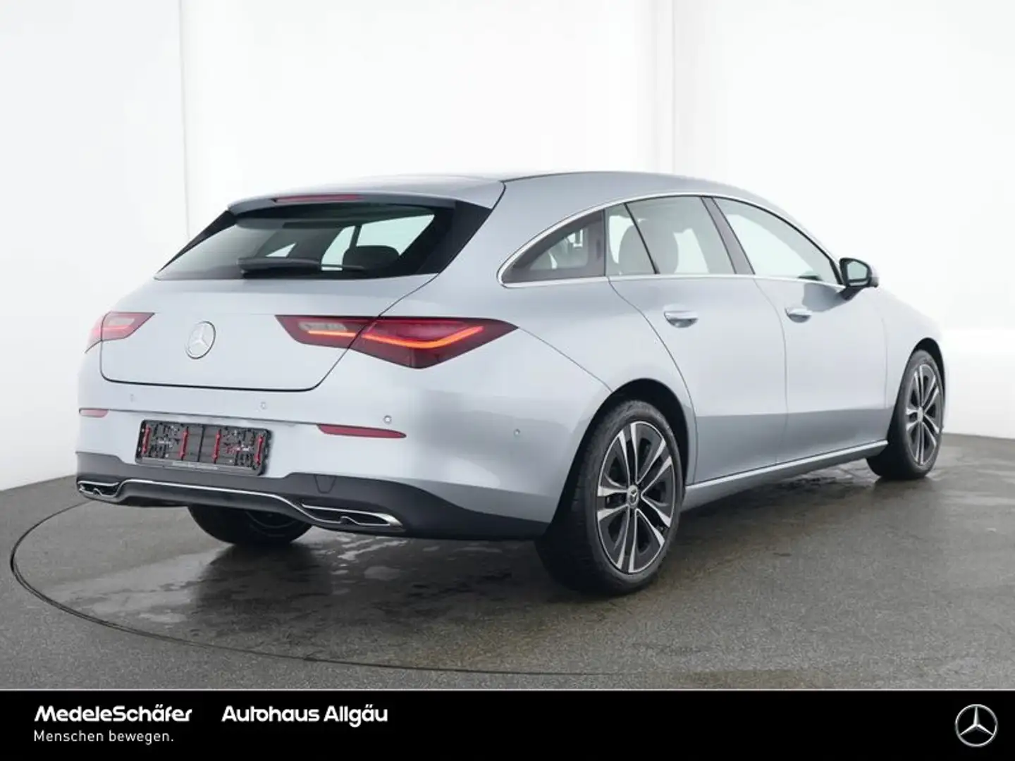 Mercedes-Benz CLA 180 CLA 180 Shooting Brake Progressive 360 Distronic Silber - 2