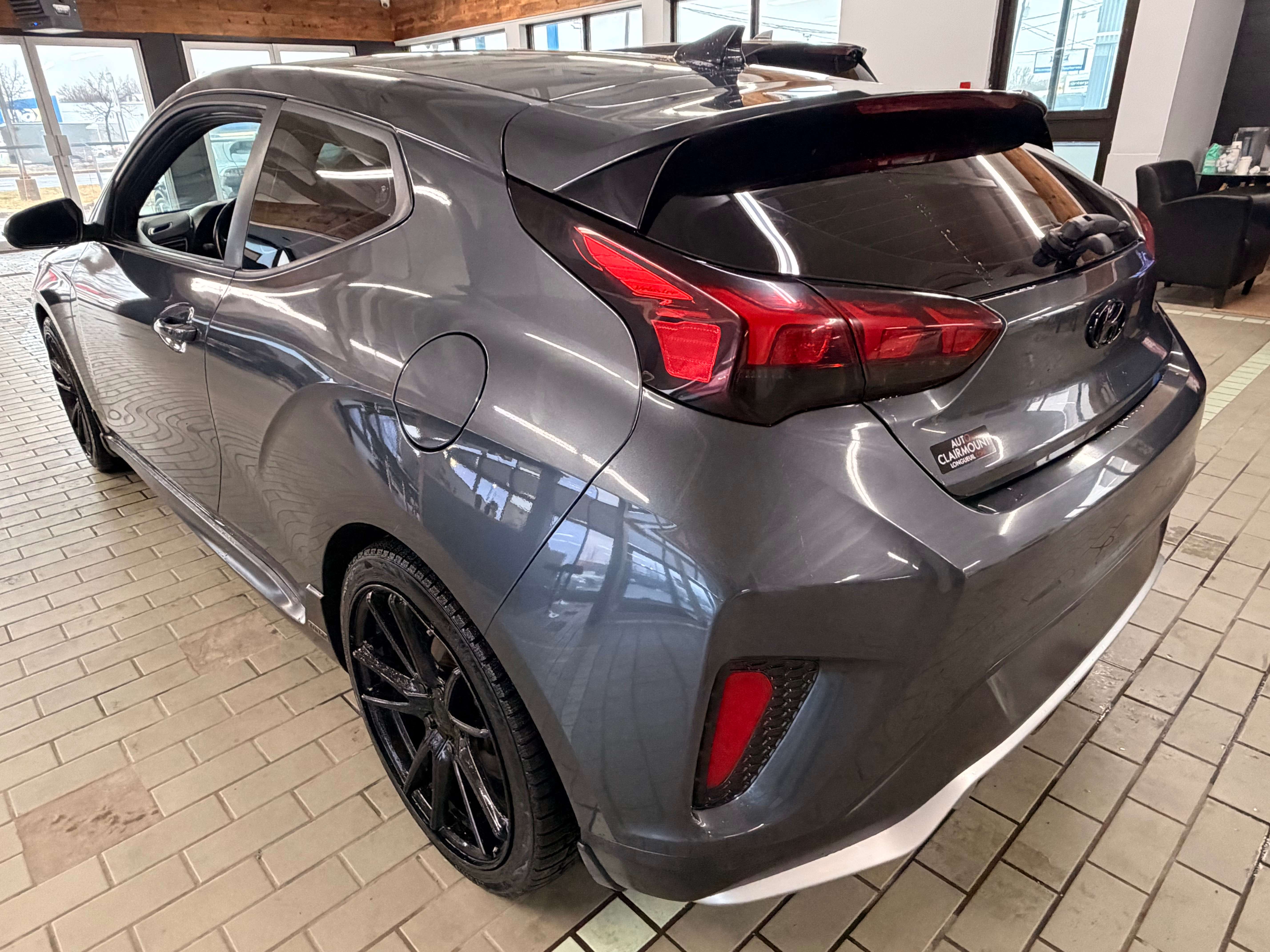 2020 Hyundai Veloster