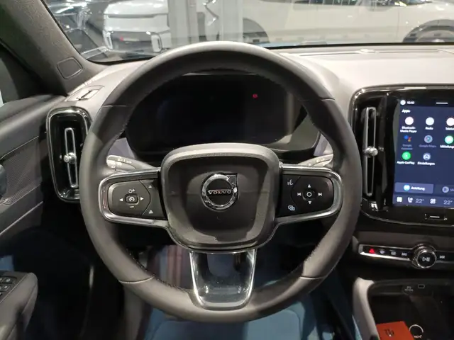 Volvo C40 view 10
